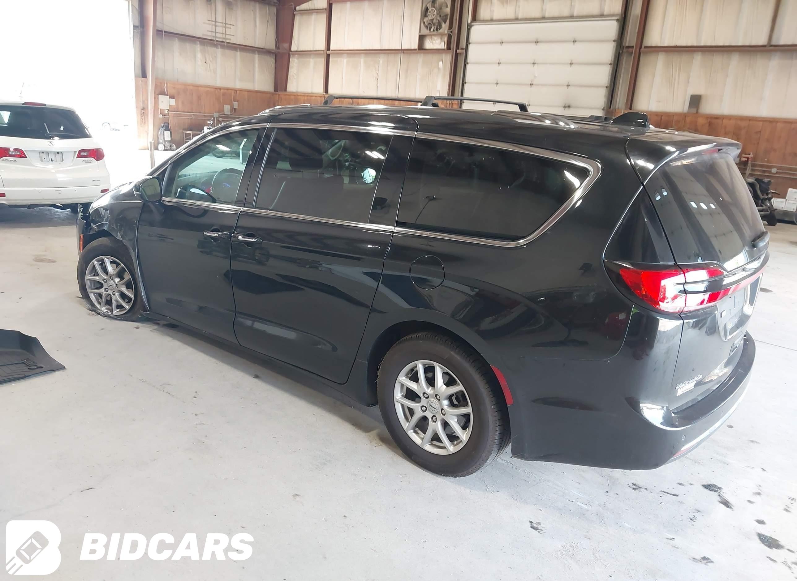 2021 Chrysler Pacifica, Touri...