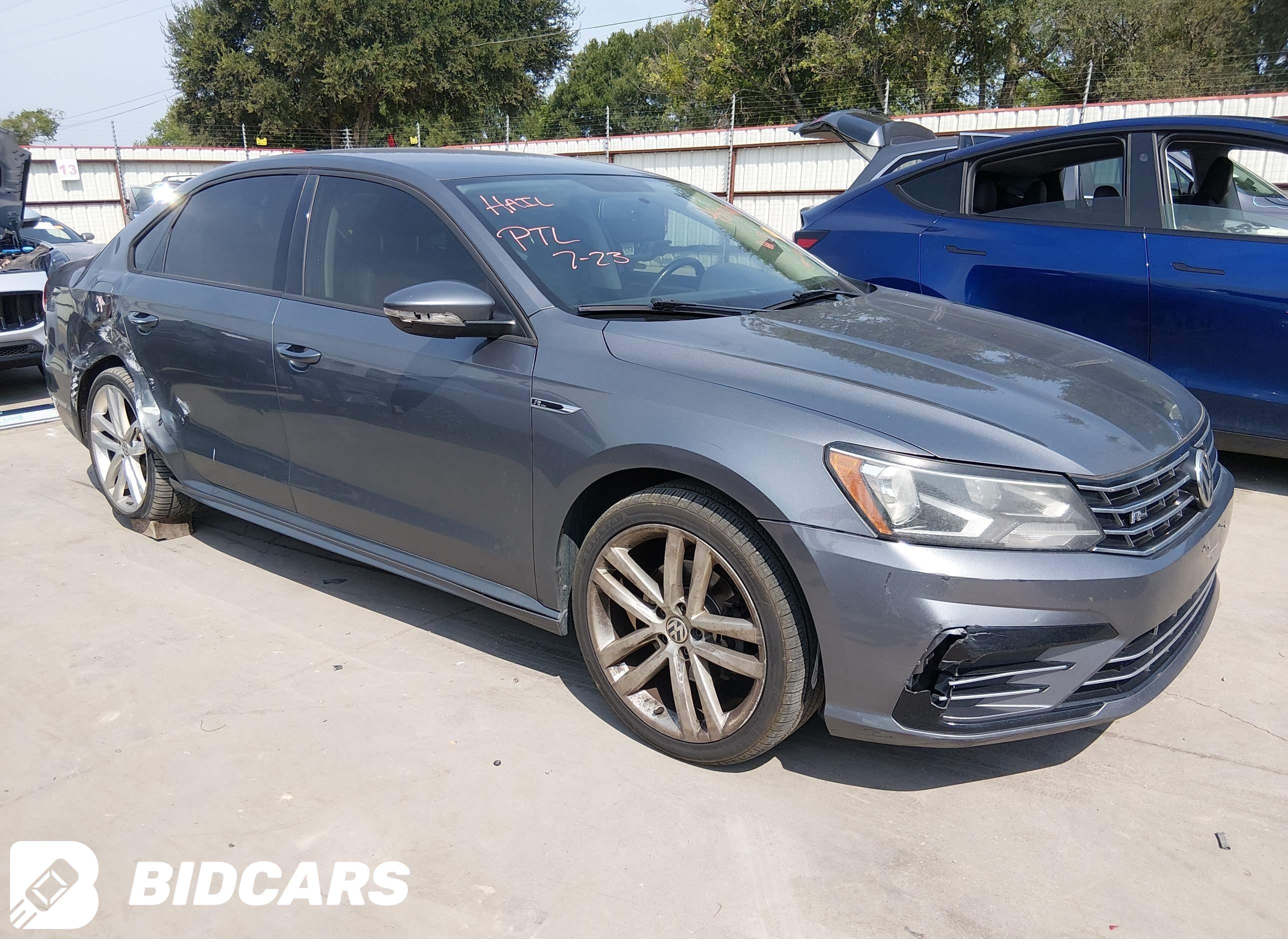 2018 Volkswagen Passat, 2.0T...
