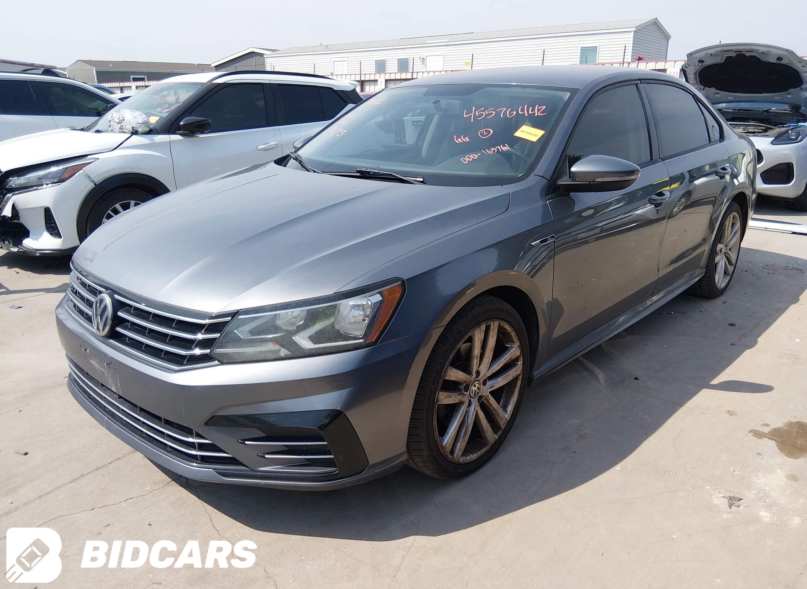 2018 Volkswagen Passat, 2.0T...