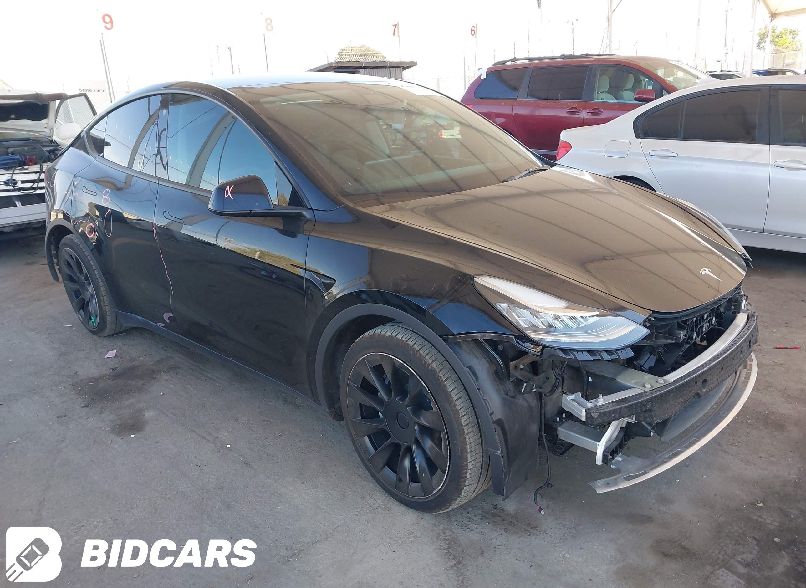 2022 Tesla Model Y, Long Rang...