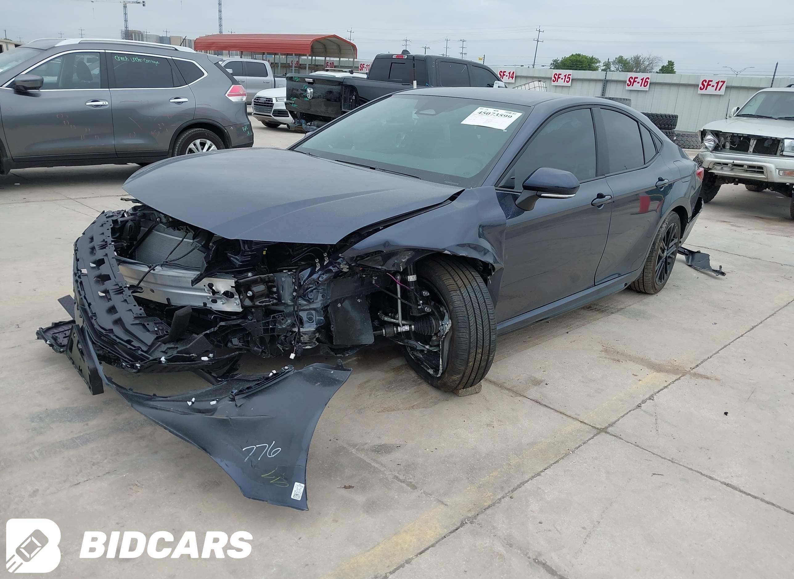 2026 Toyota Camry, SE