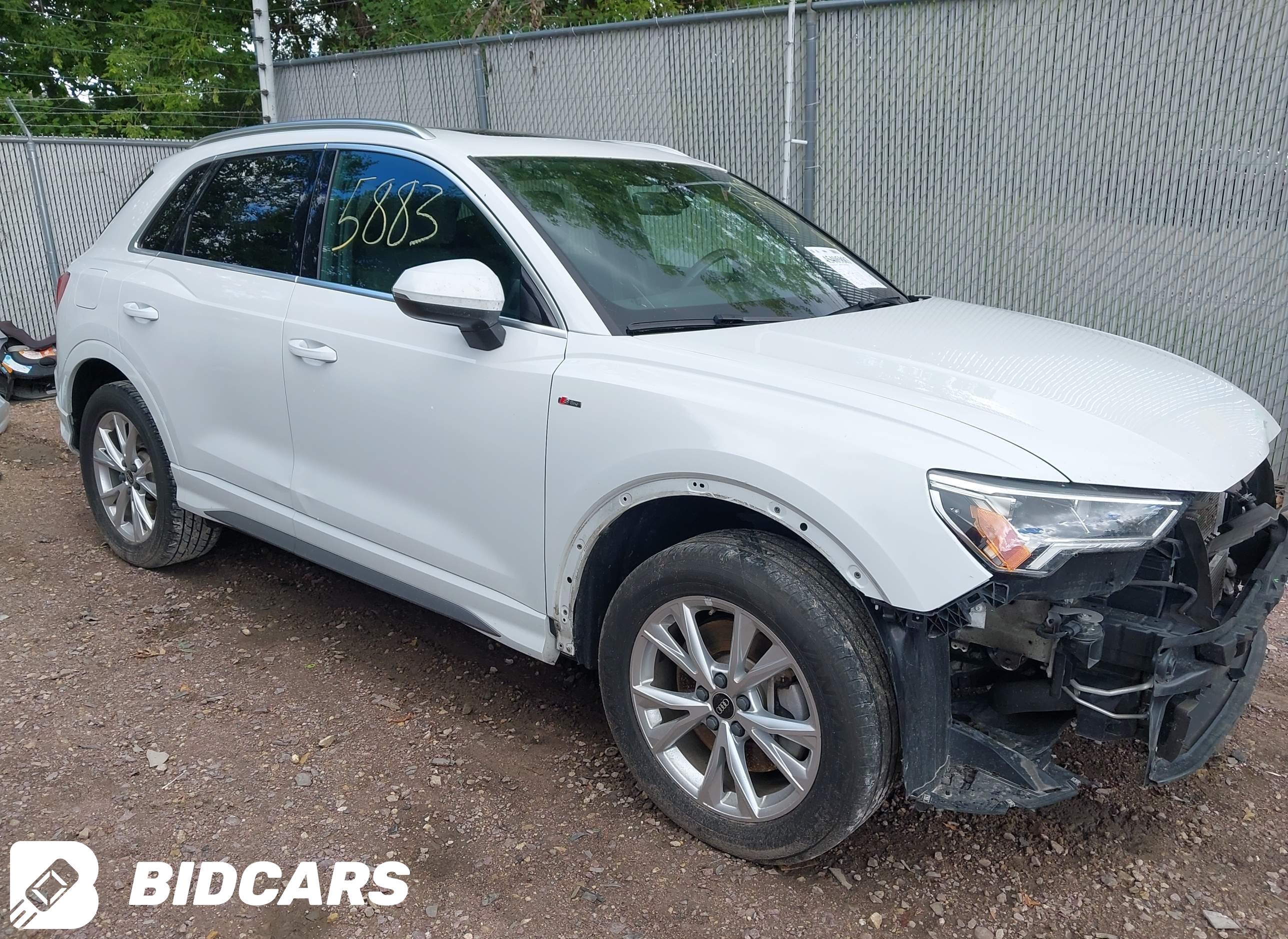 2024 Audi Q3, Premium 45 Tfsi...