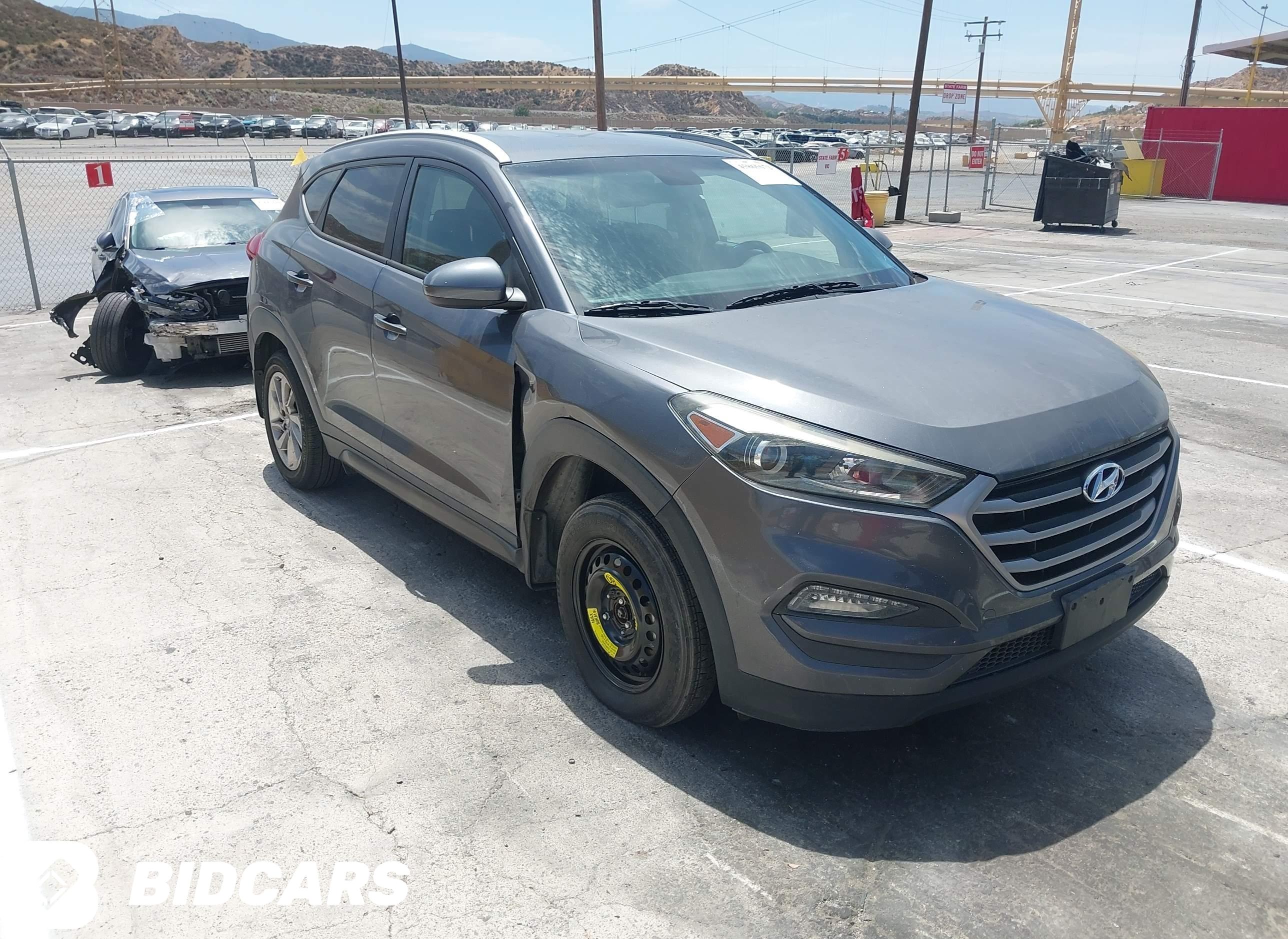 2016 Hyundai Tucson, SE