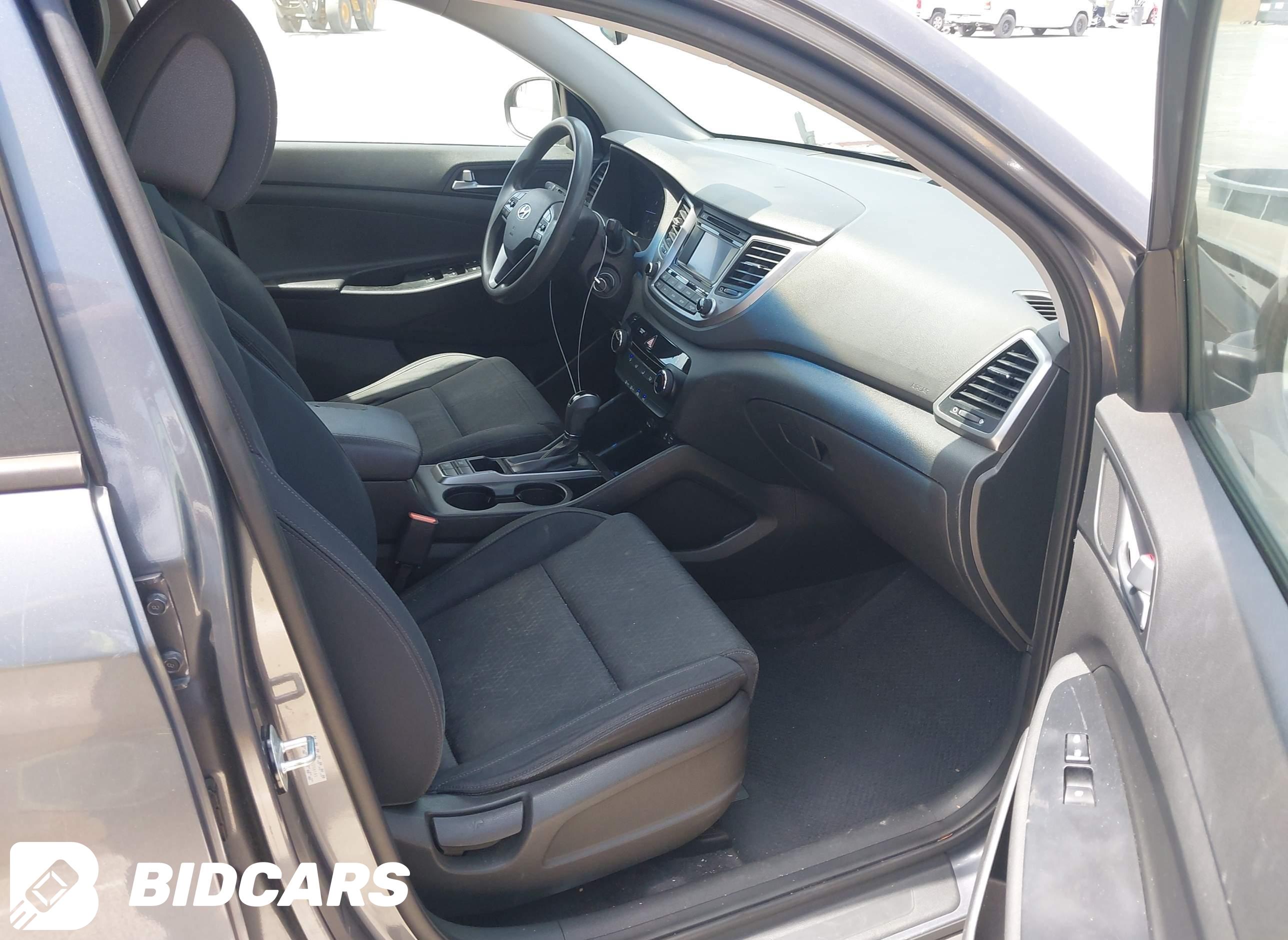 2016 Hyundai Tucson, SE
