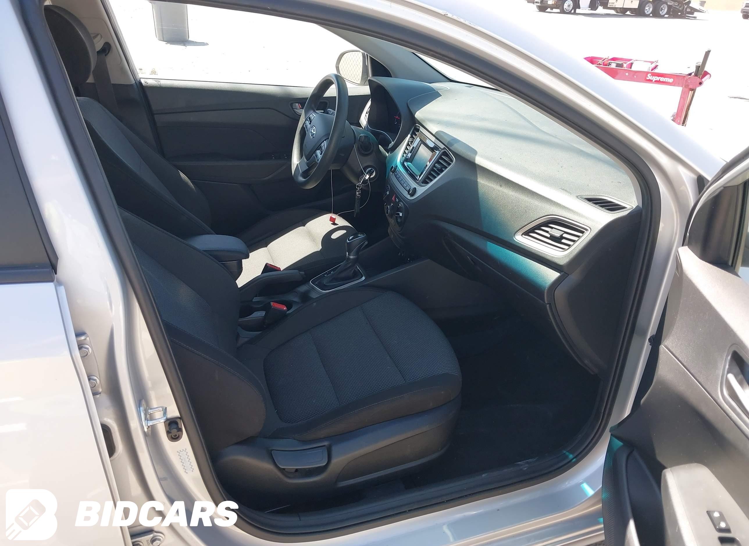 2020 Hyundai Accent, SE
