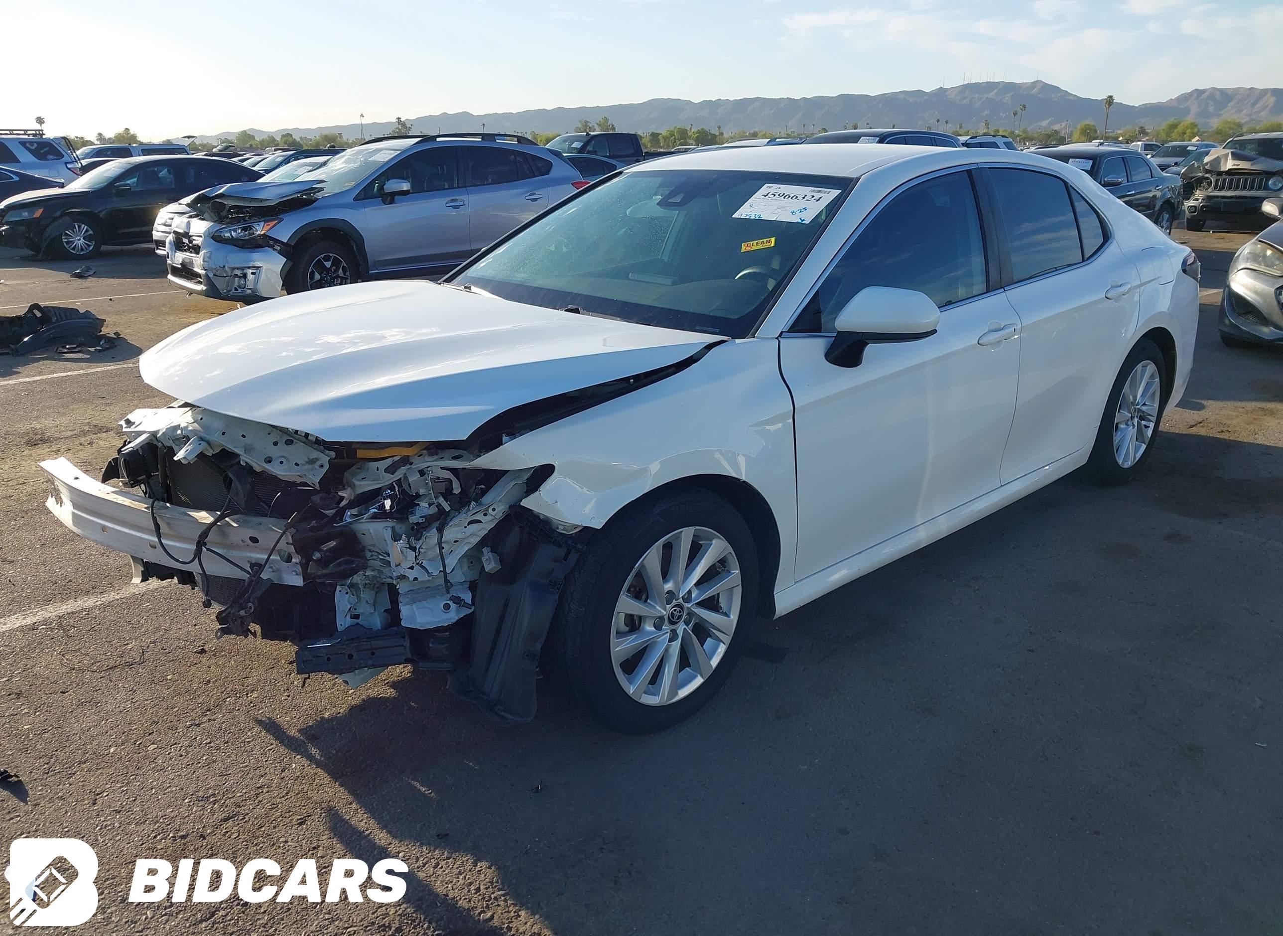 2022 Toyota Camry, LE