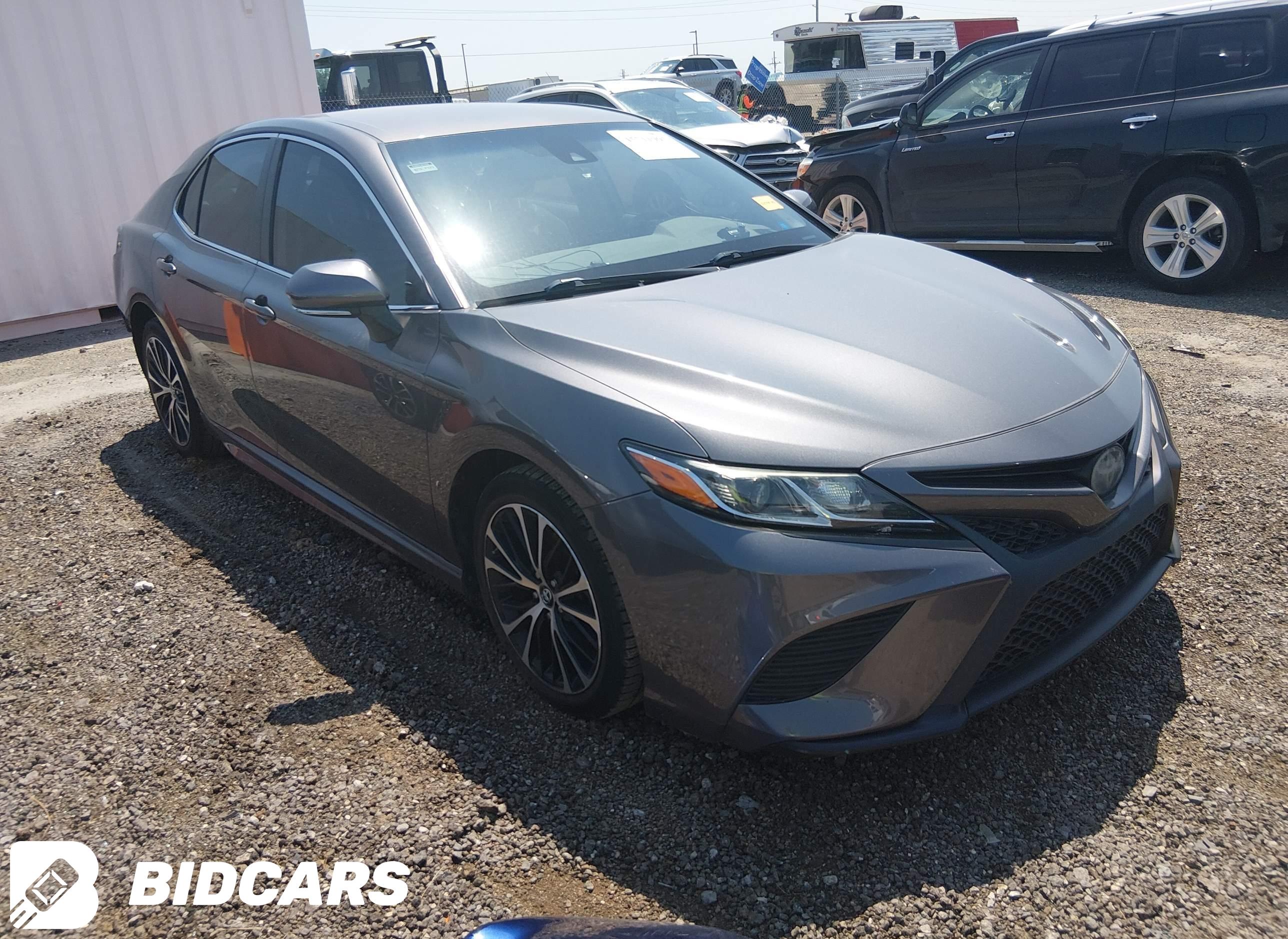 2018 Toyota Camry, SE
