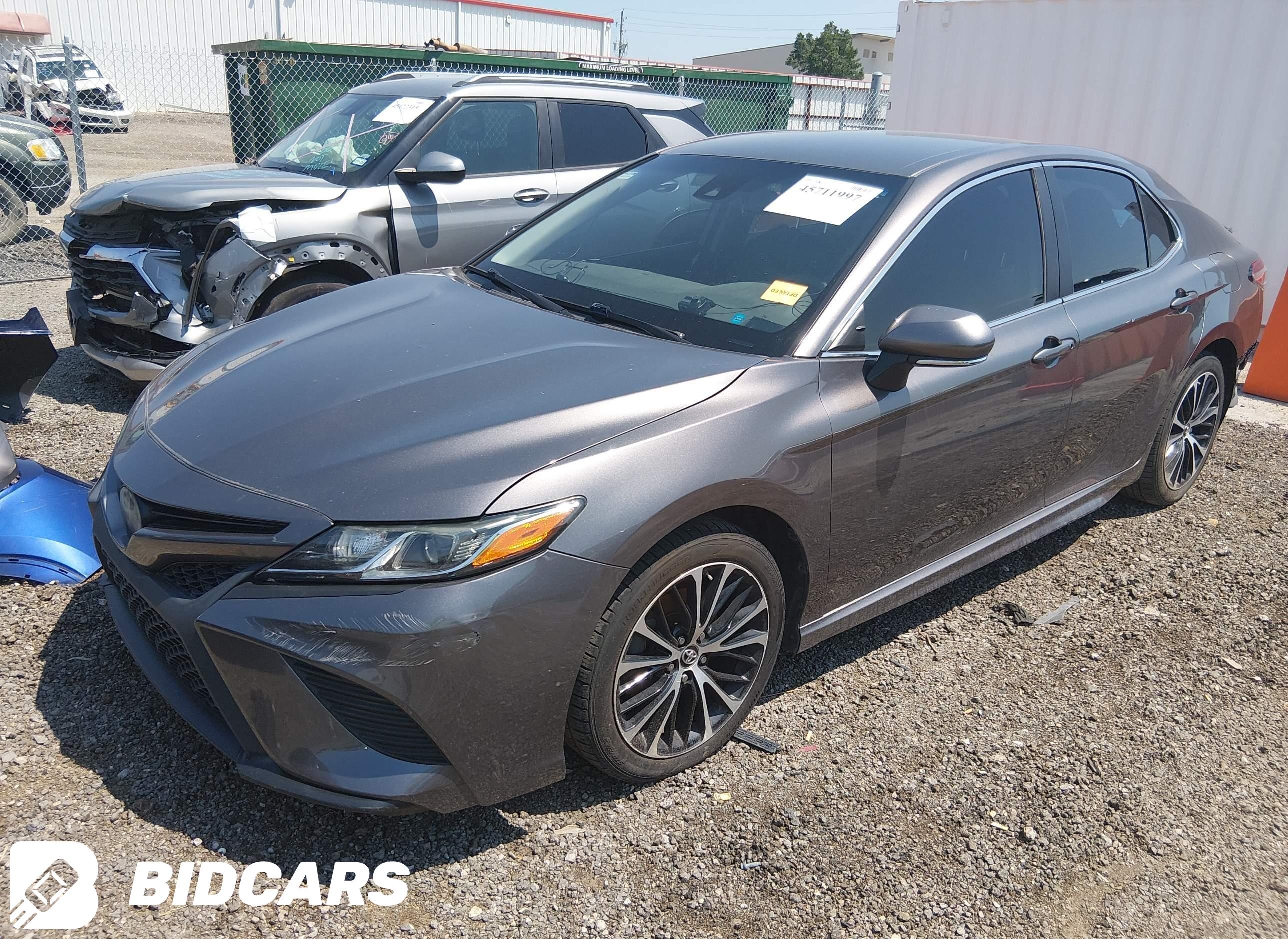 2018 Toyota Camry, SE