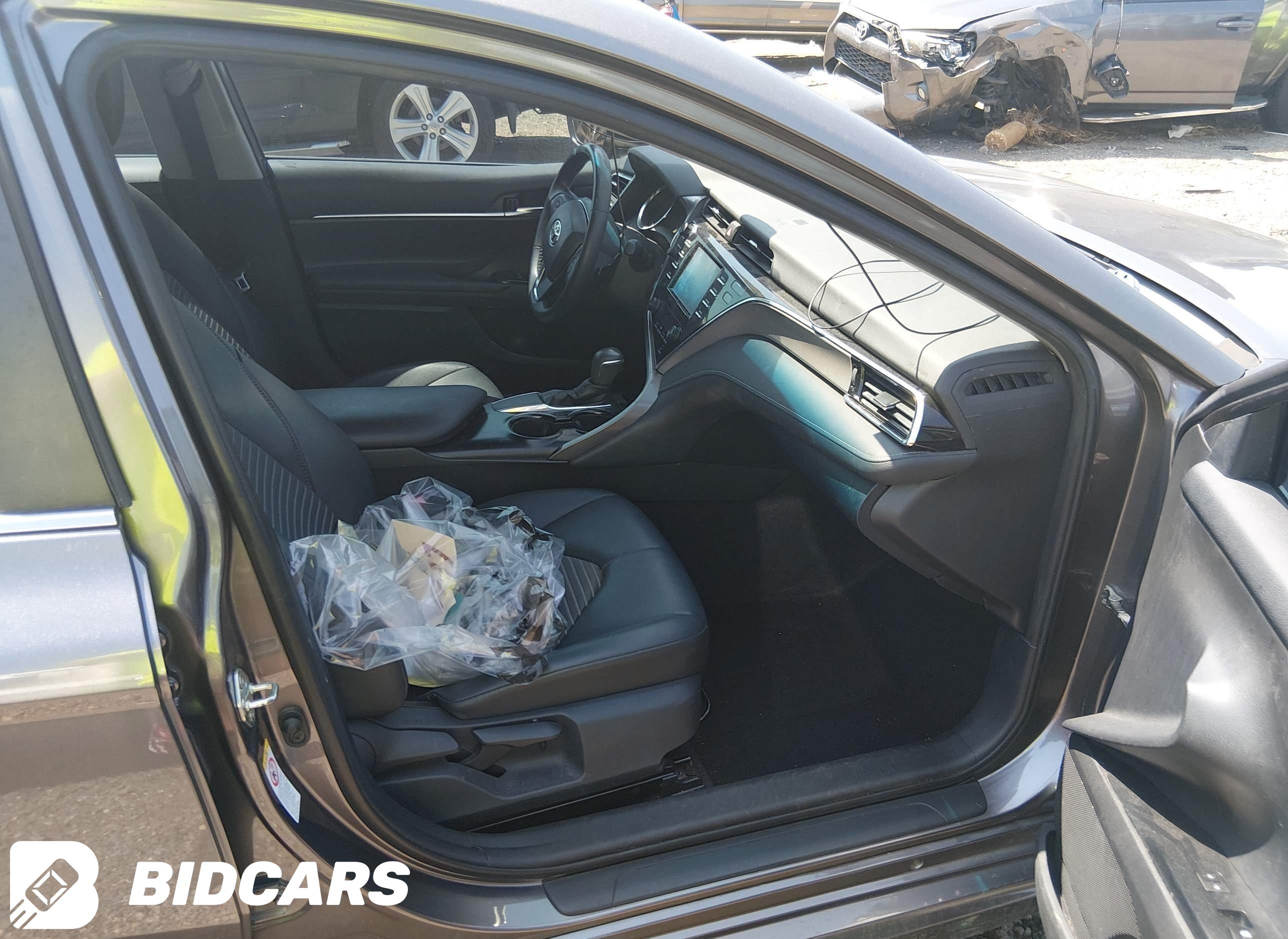 2018 Toyota Camry, SE