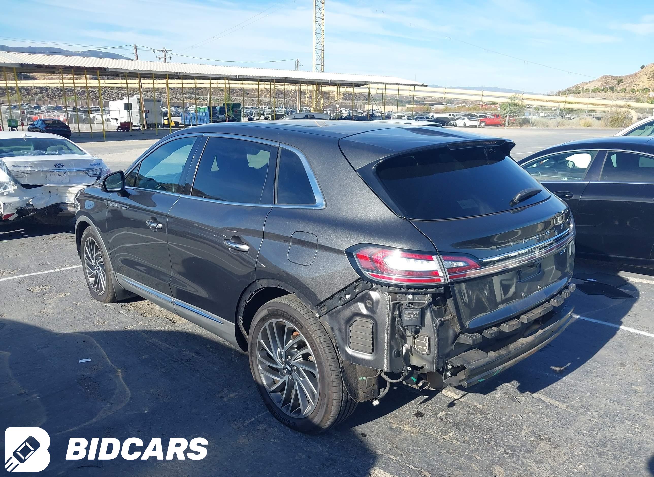 2019 Lincoln Nautilus, Reserve