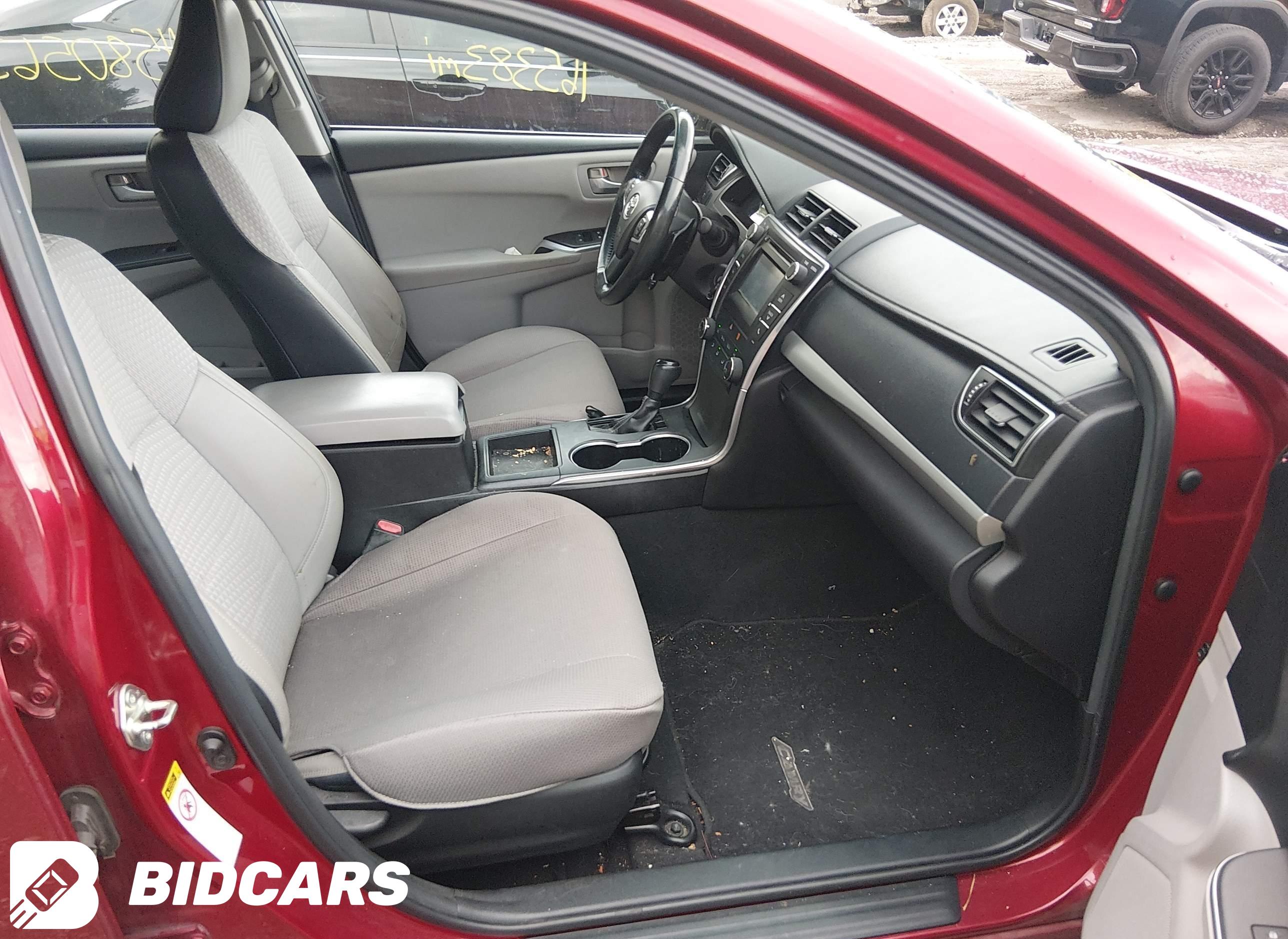 2015 Toyota Camry, SE