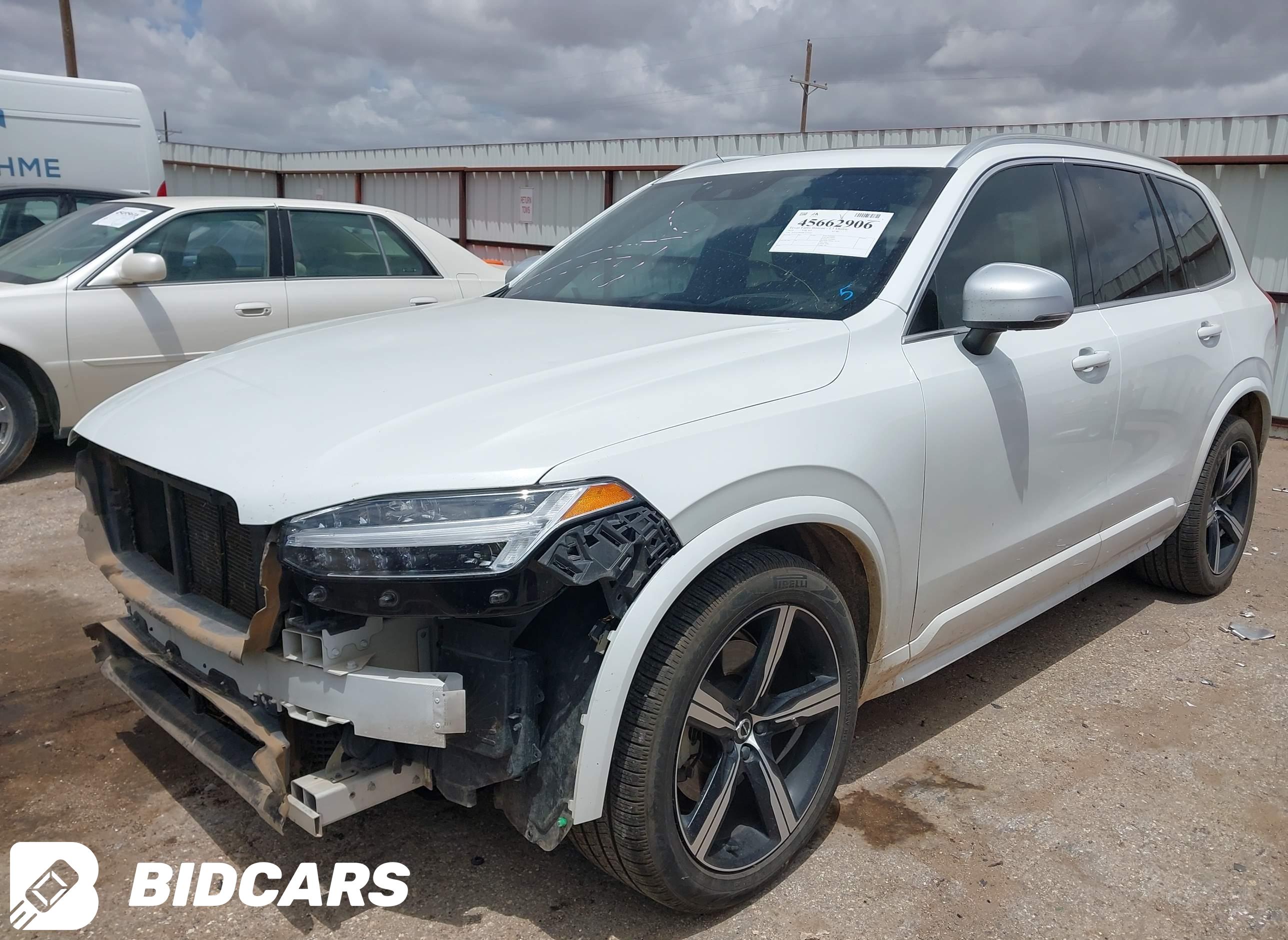 2019 Volvo XC90, T6 R-Design