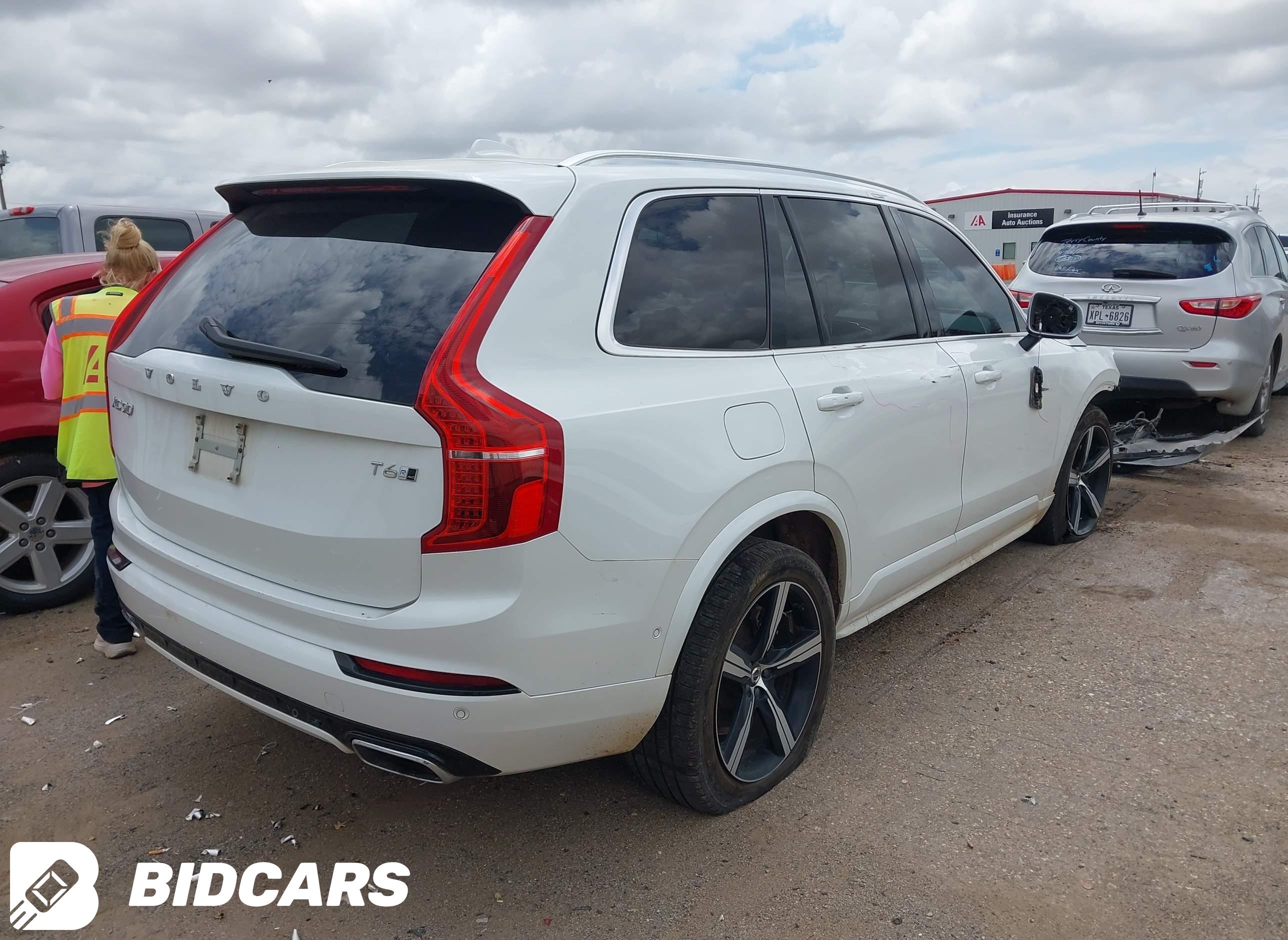 2019 Volvo XC90, T6 R-Design
