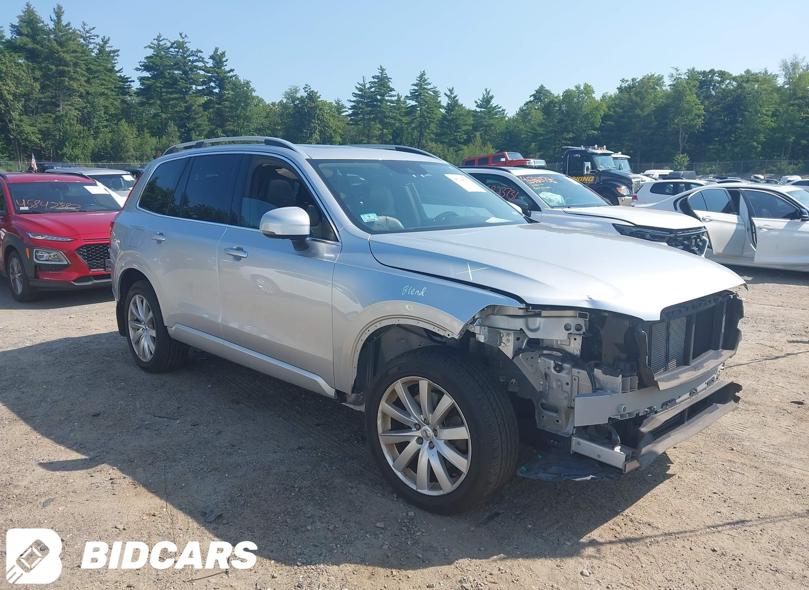 2016 Volvo XC90, T6 Momentum