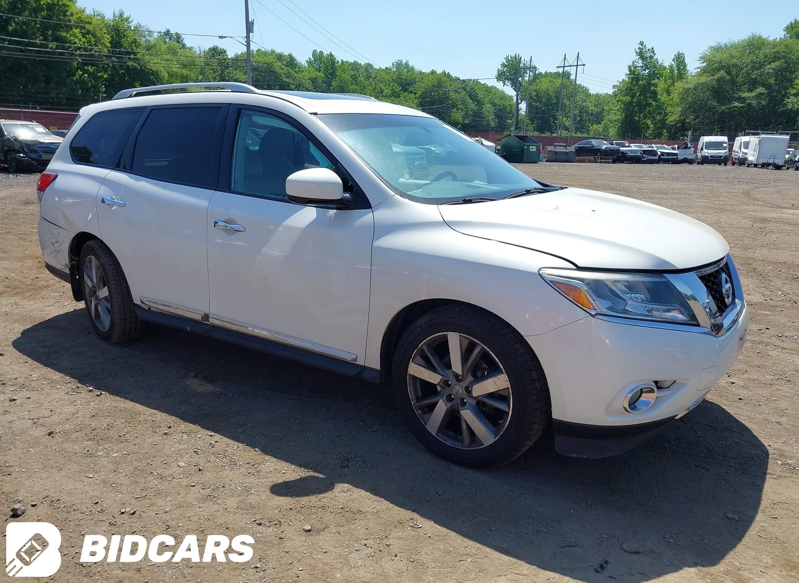 2016 Nissan Pathfinder, Platinum