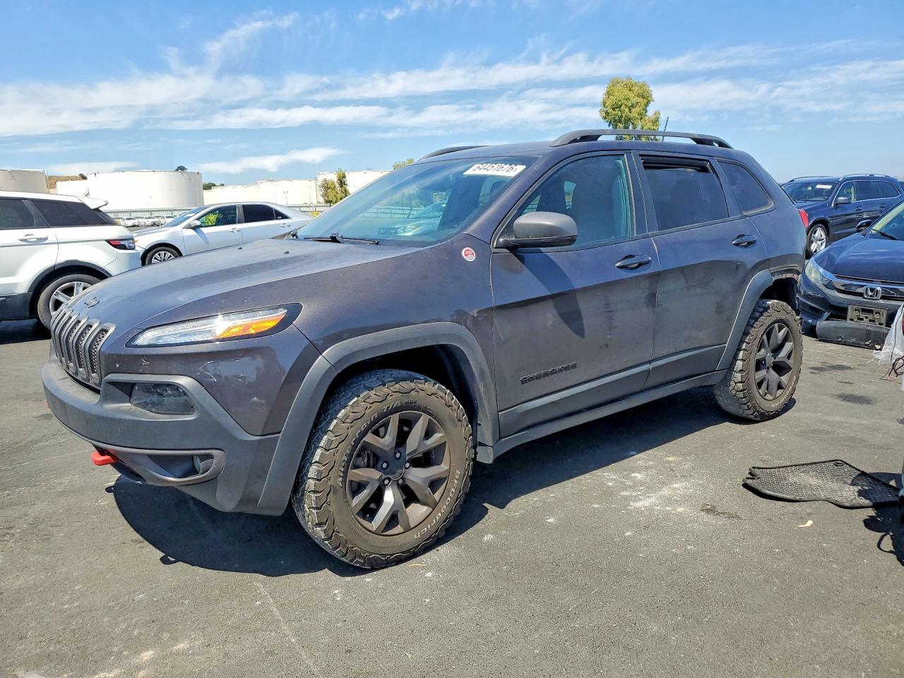 2018 Jeep Cherokee, Trailhawk