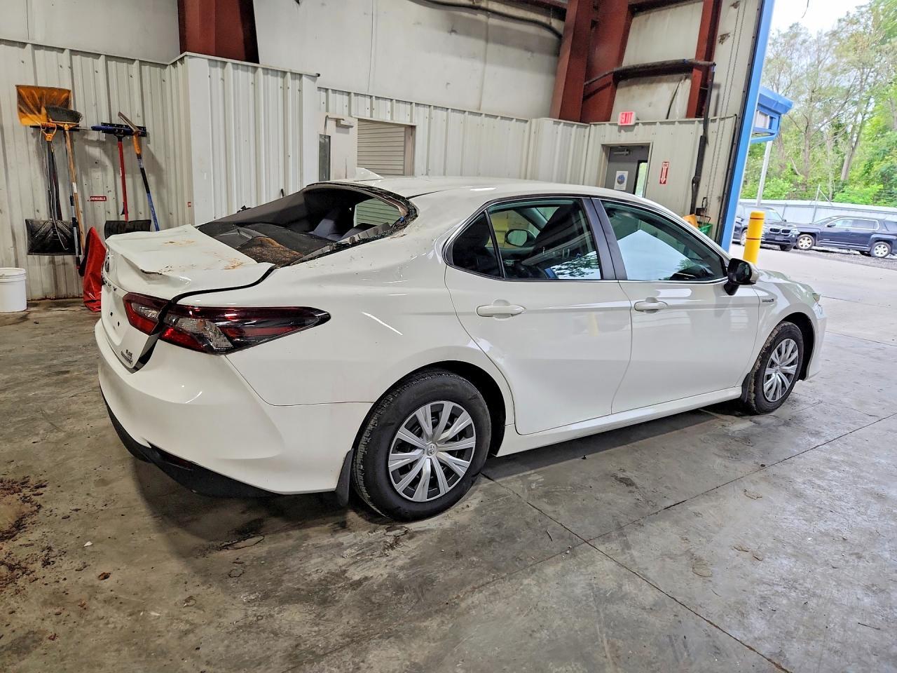 2021 Toyota Camry, LE