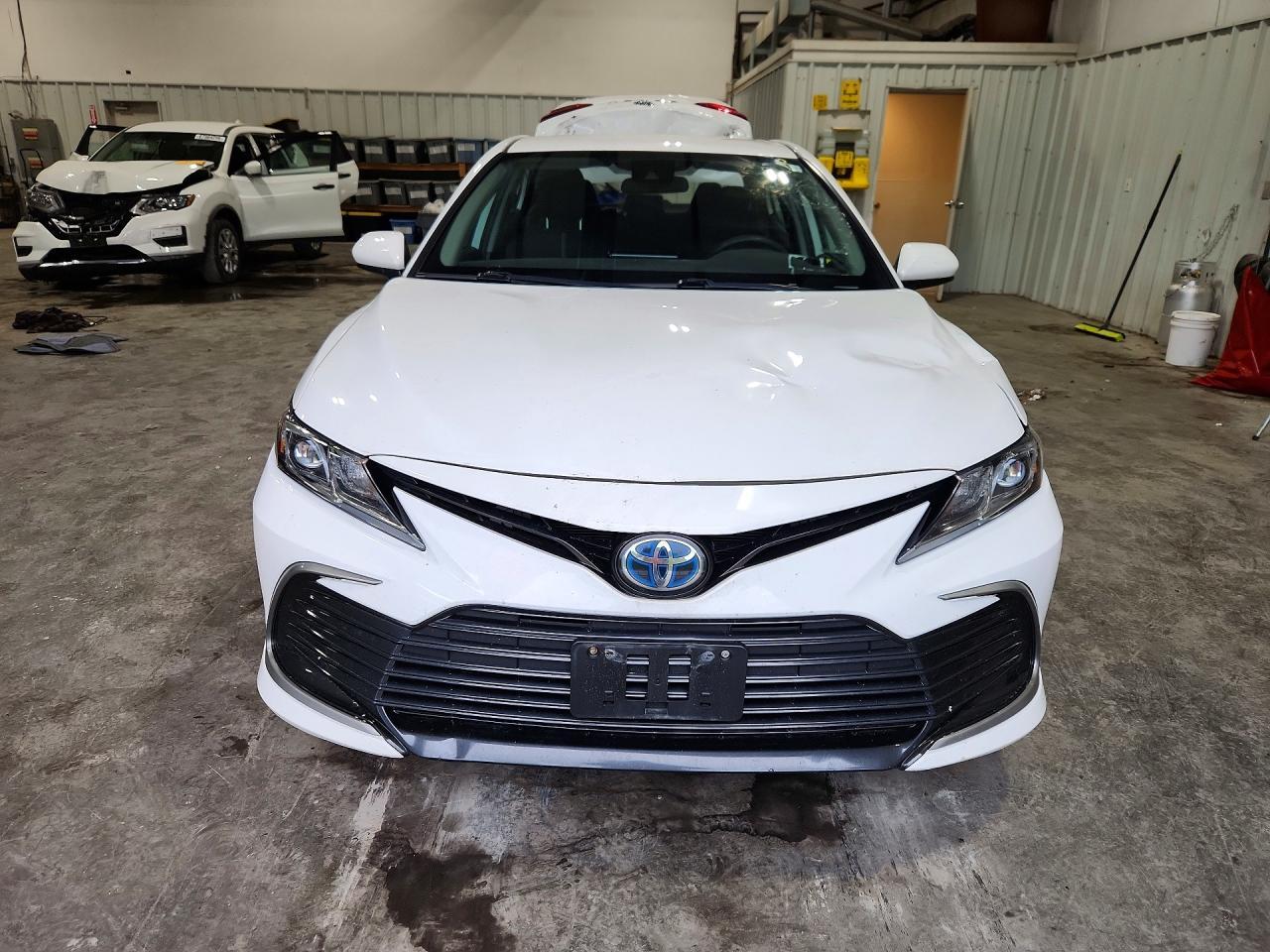 2021 Toyota Camry, LE