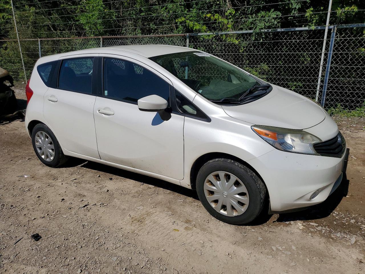 2015 Nissan Versa, S Plus