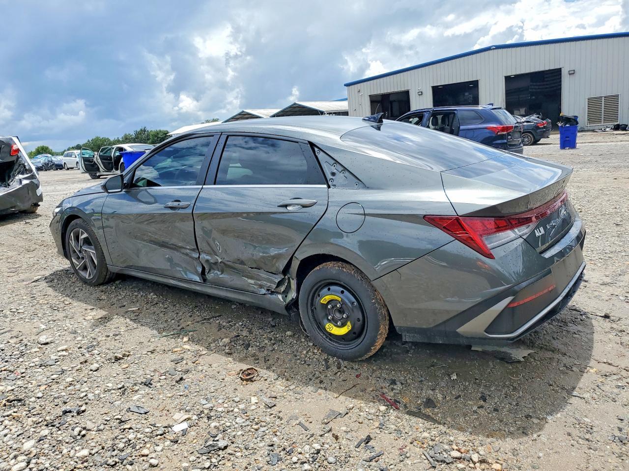 2025 Hyundai Elantra, Sel