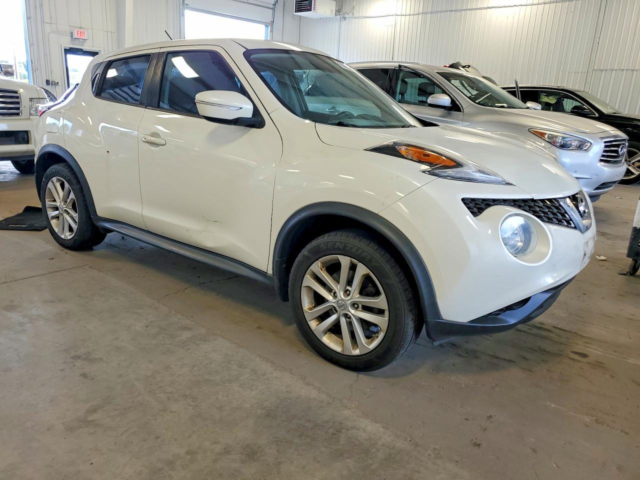 2016 Nissan Juke, S