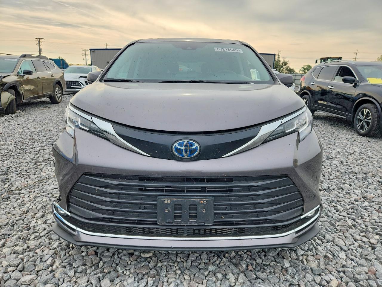 2022 Toyota Sienna, Xle