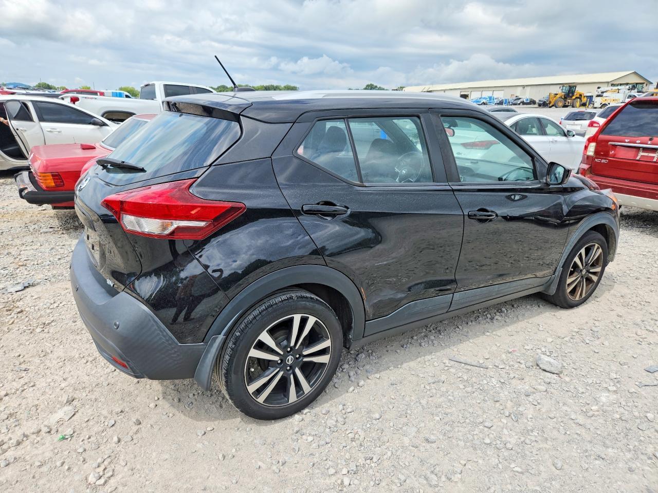 2020 Nissan Kicks, SV