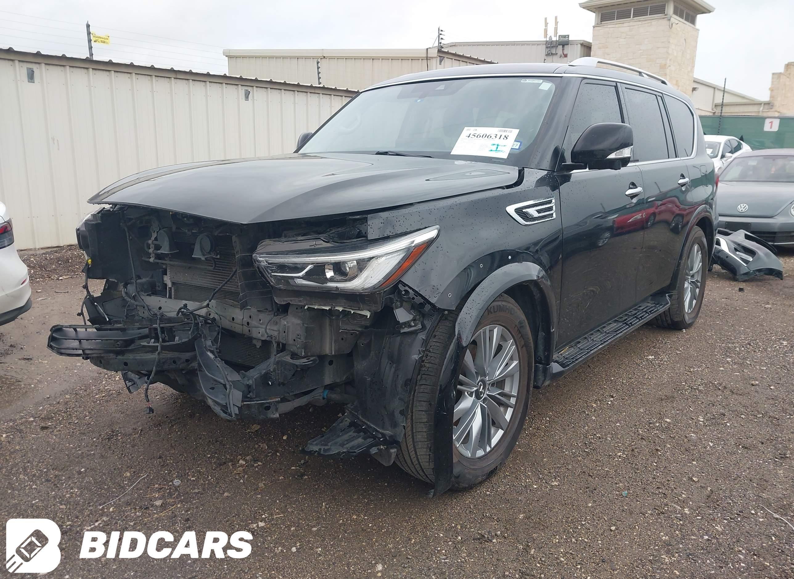 2023 Infiniti QX80, Luxe
