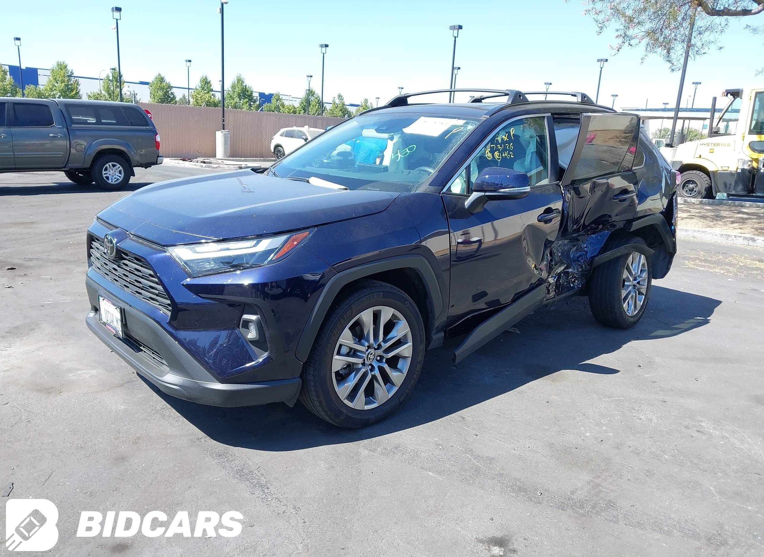 2024 Toyota RAV4, Xle Premium