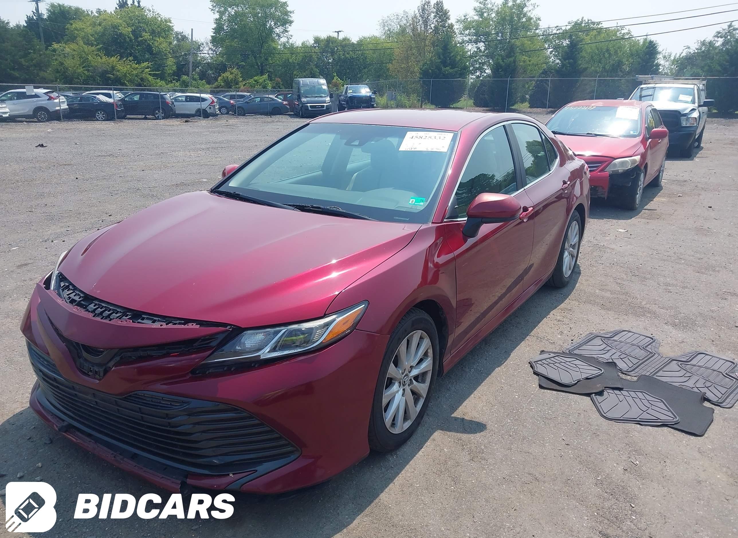 2018 Toyota Camry, LE