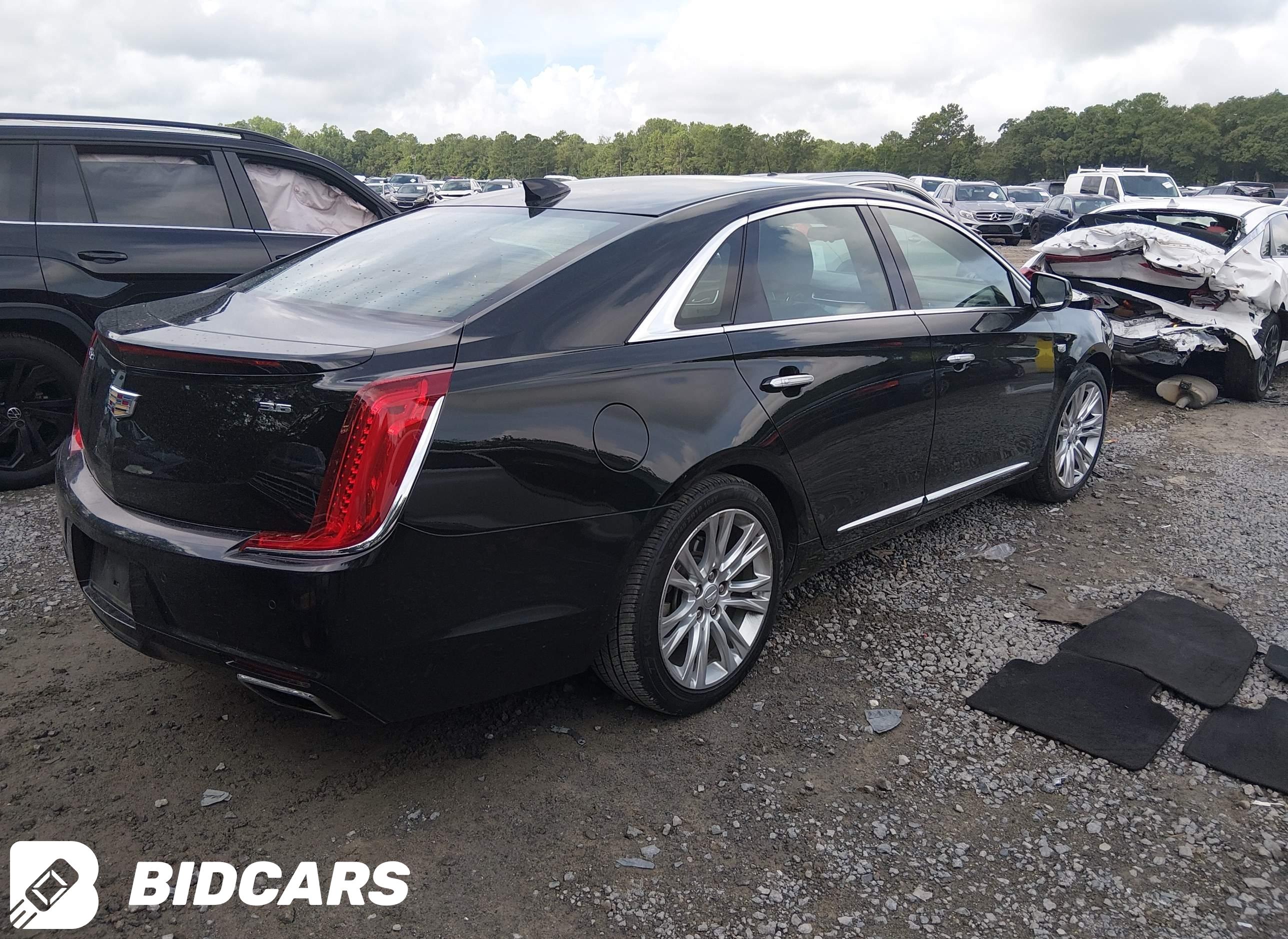2018 Cadillac XTS, Luxury