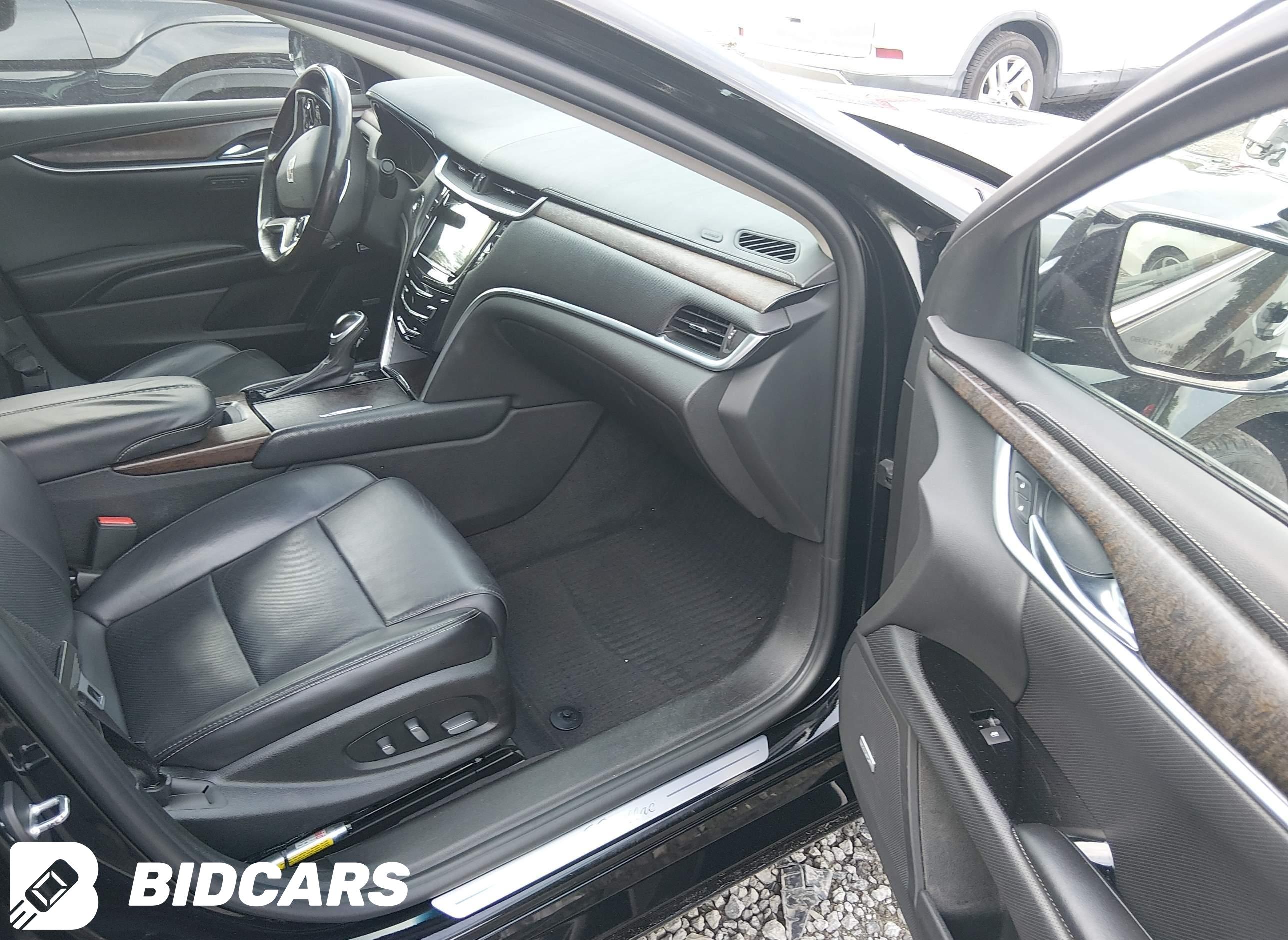 2018 Cadillac XTS, Luxury