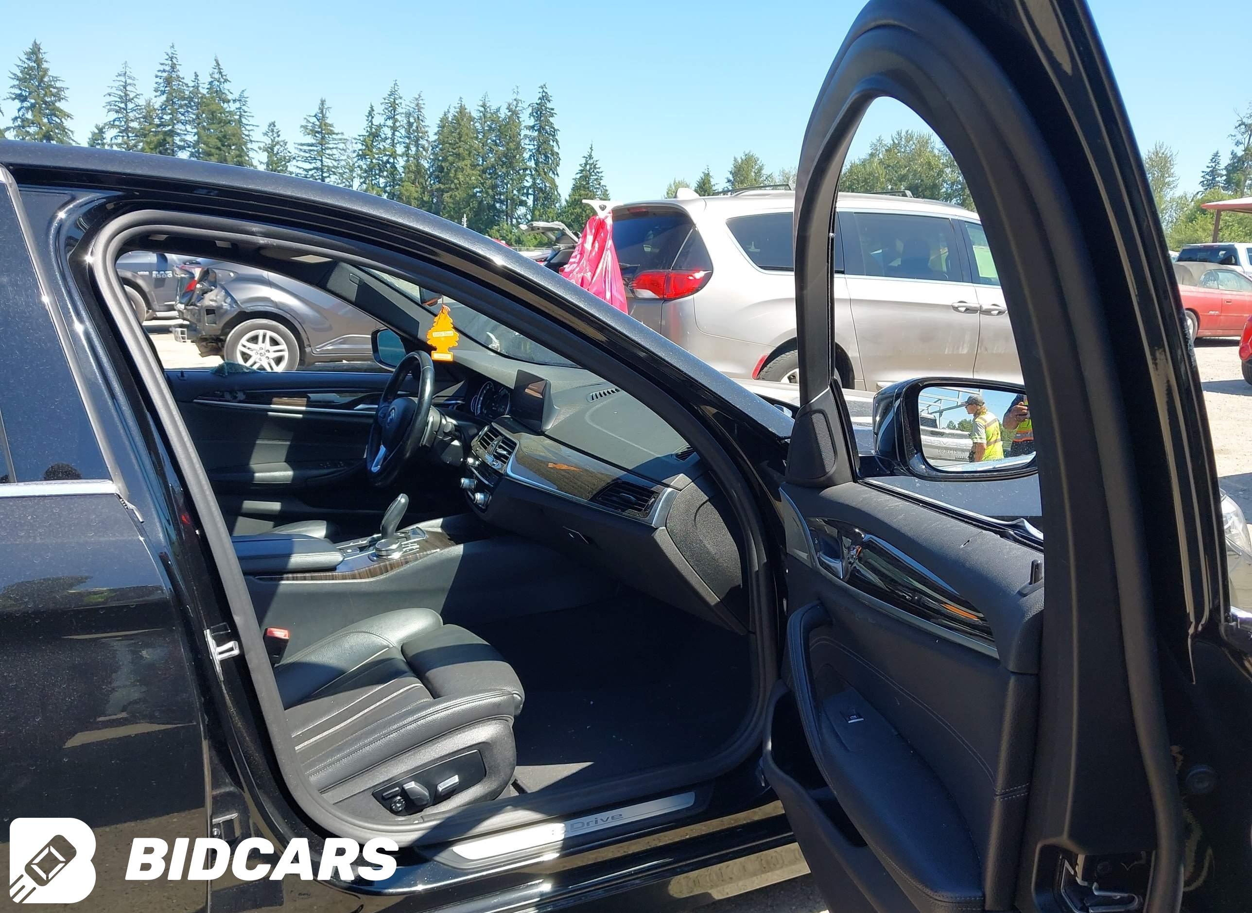 2019 BMW 5 Series, 530E Xdriv...