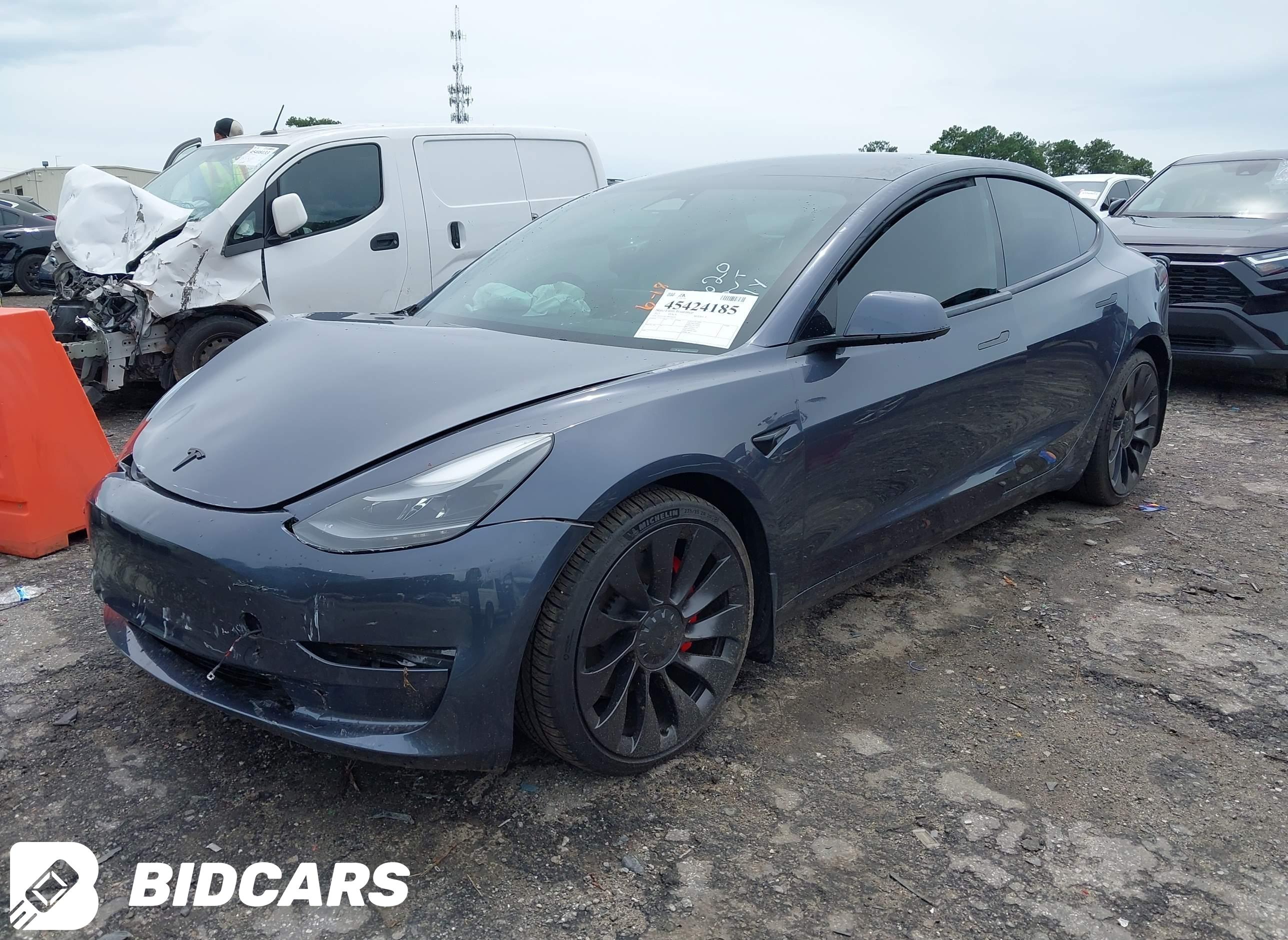 2023 Tesla Model 3, Performan...