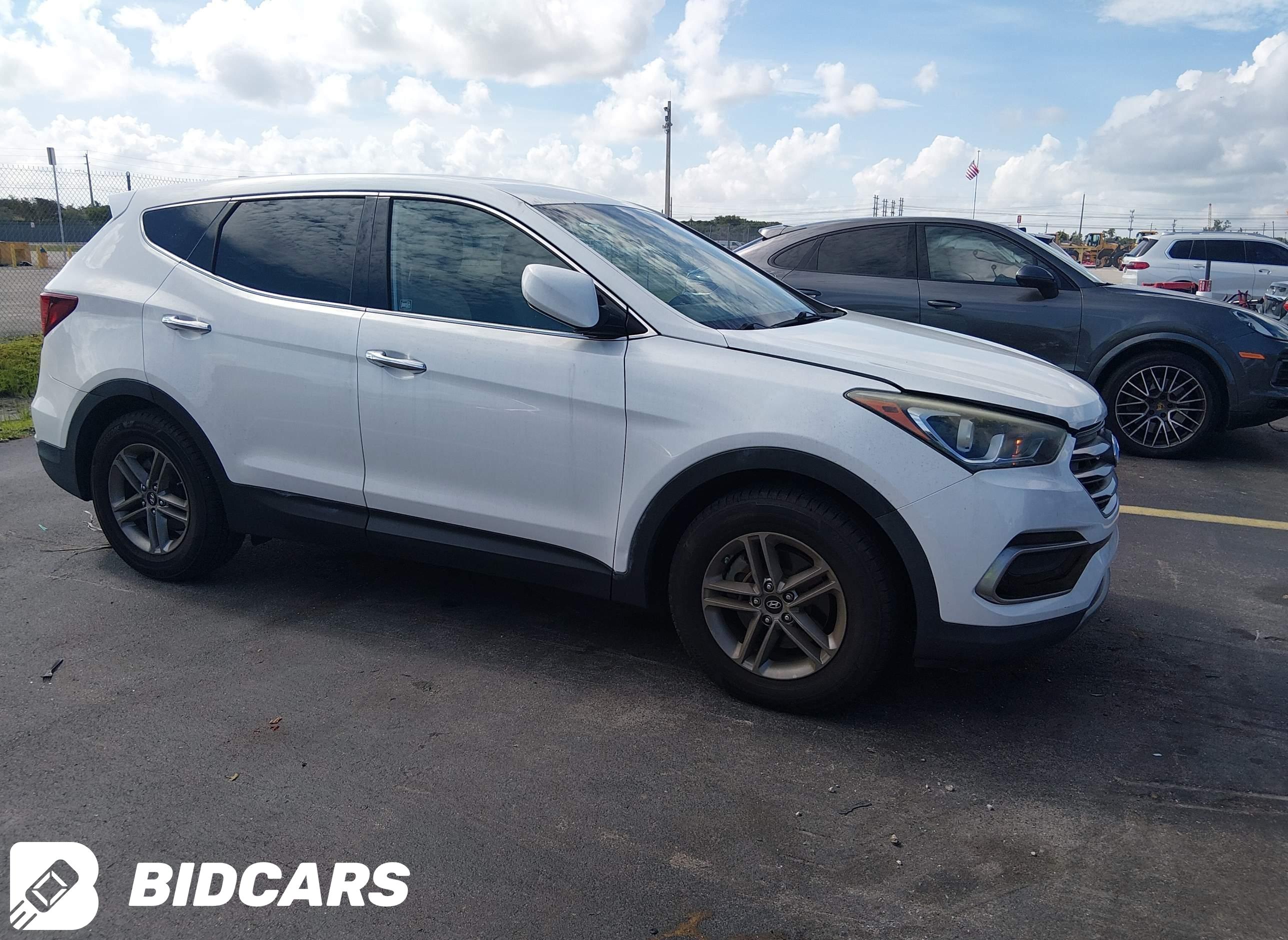 2017 Hyundai Santa Fe, Sport...