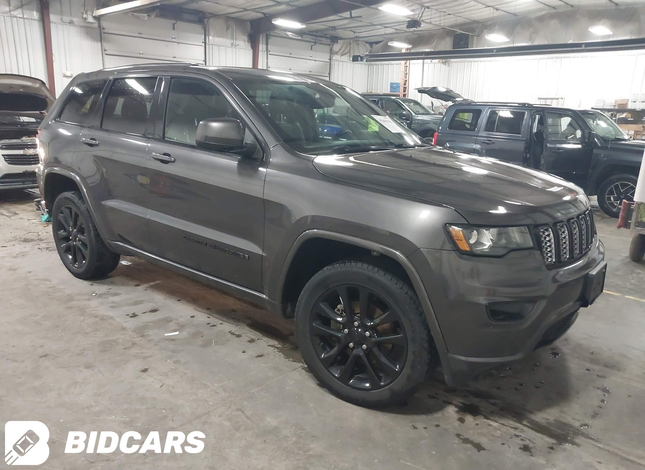 2019 Jeep Grand Cherokee, Alt...