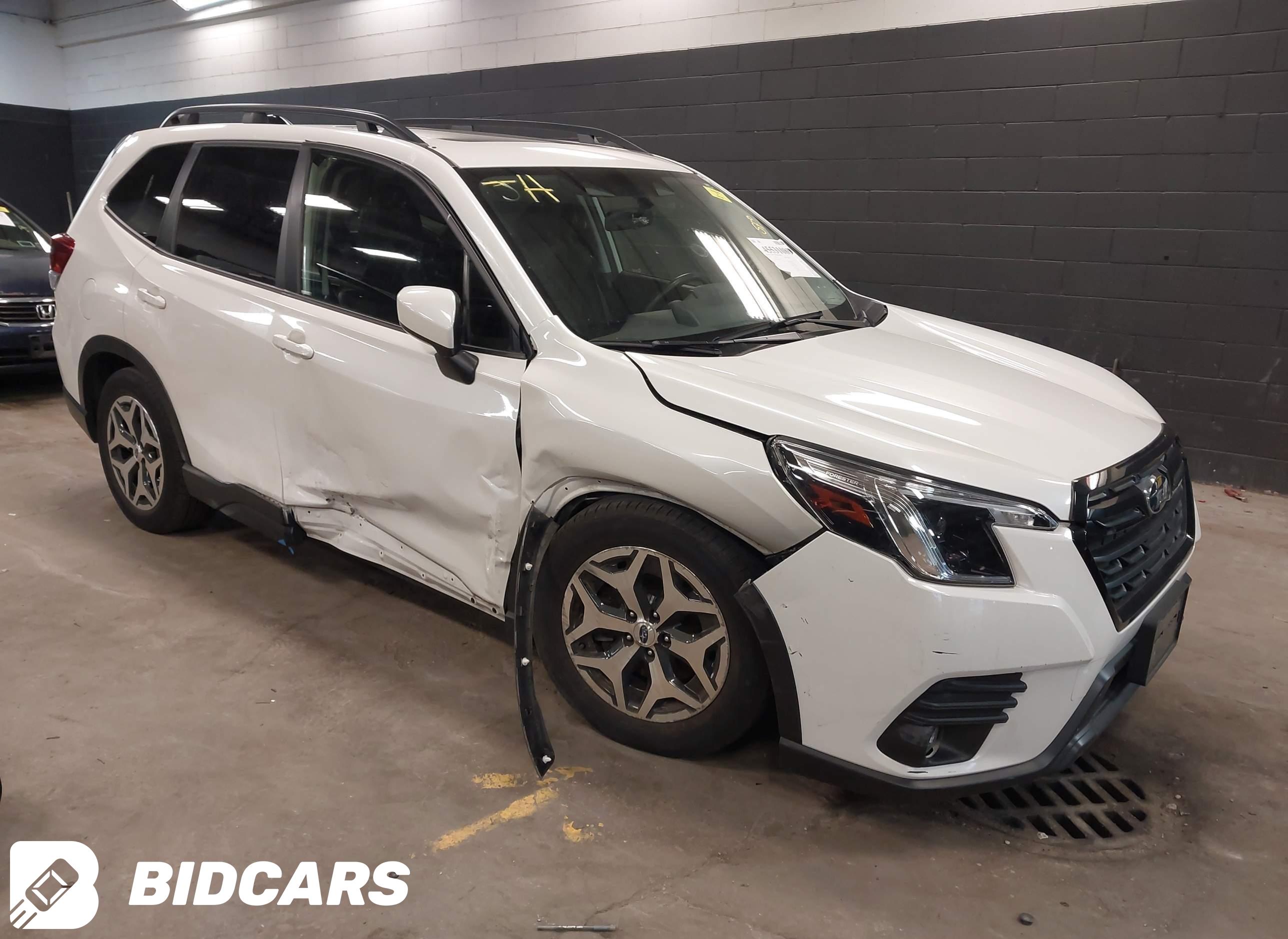 2024 Subaru Forester, Premium