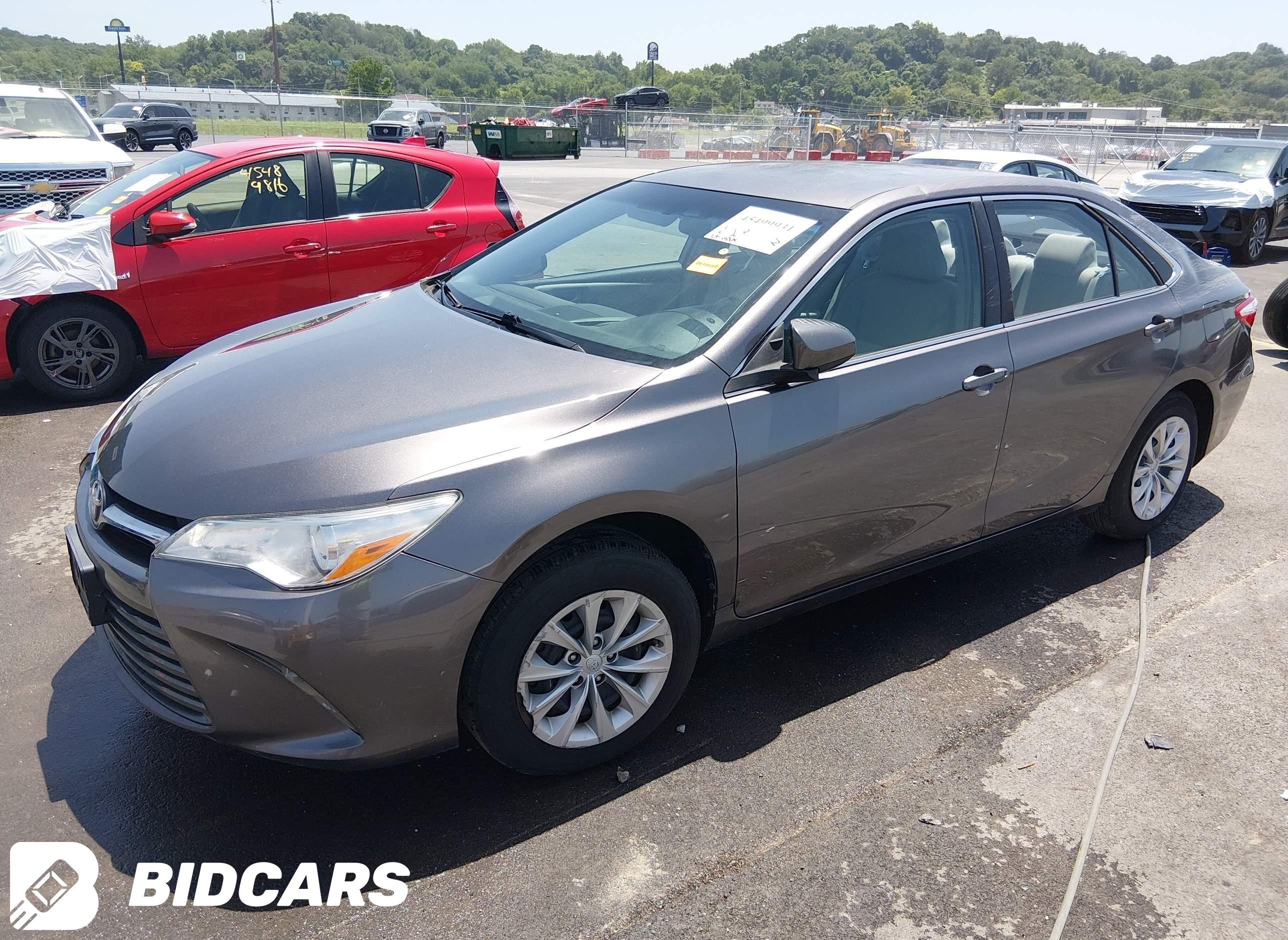 2017 Toyota Camry, LE