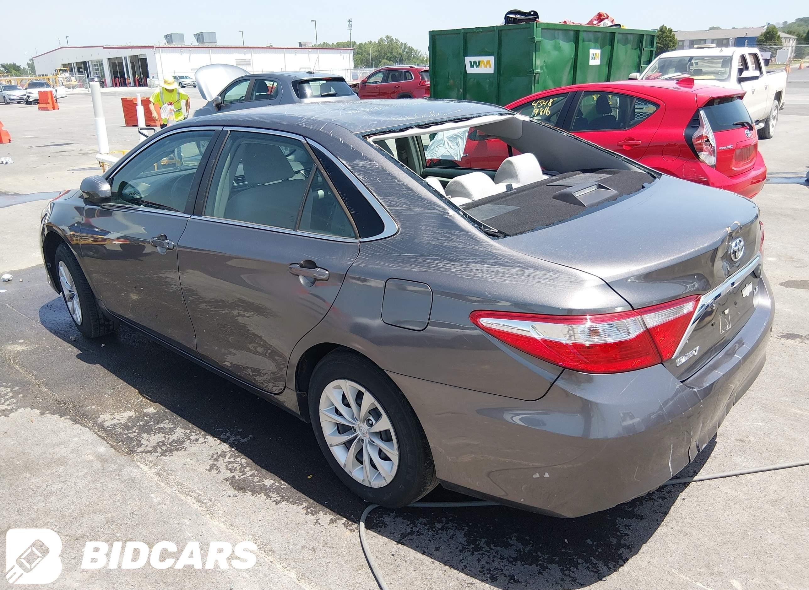 2017 Toyota Camry, LE