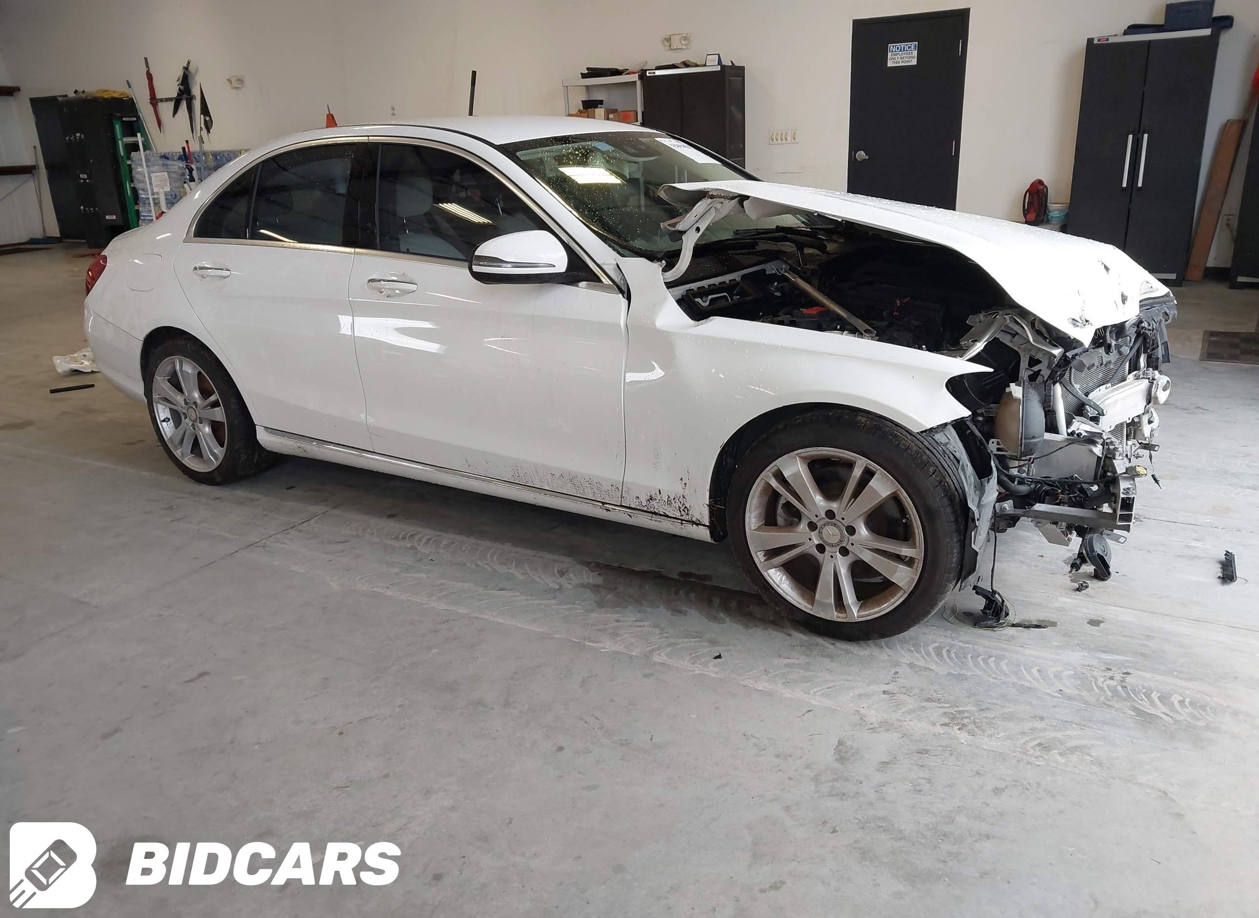2016 Mercedes-Benz C 300
