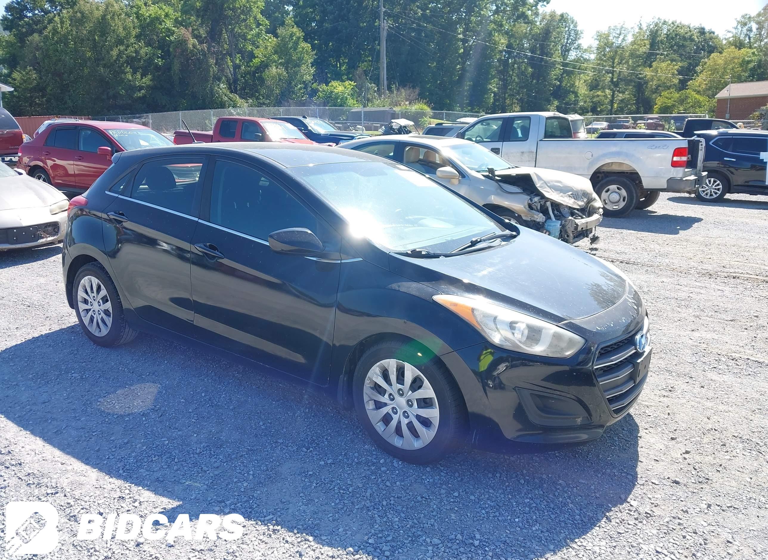 2017 Hyundai Elantra, GT