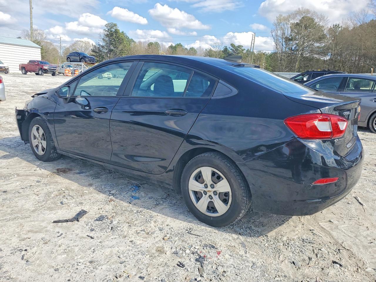 2018 Chevrolet Cruze, LS