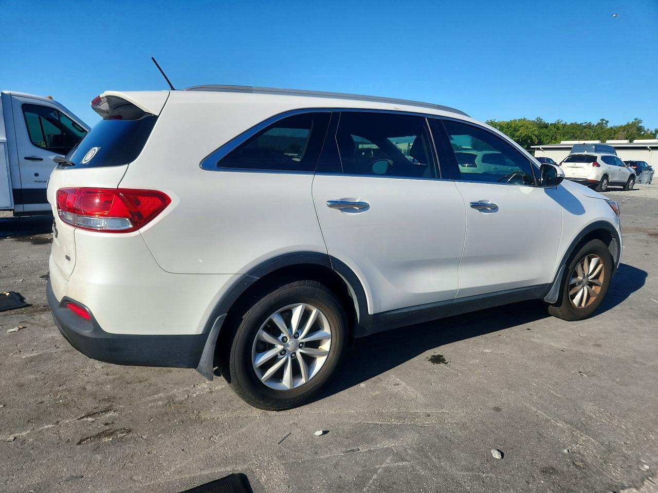 2017 KIA Sorento, LX