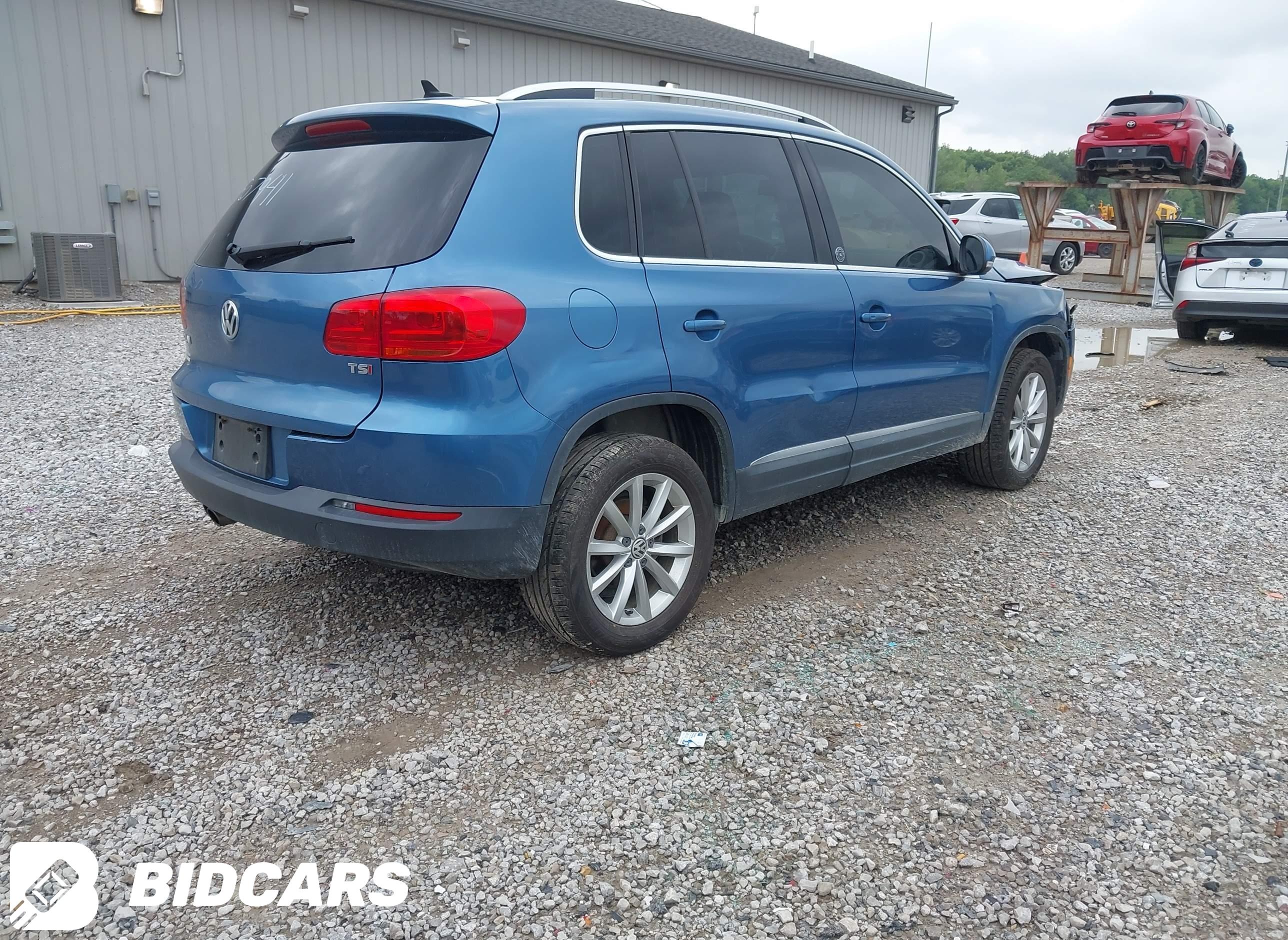 2017 Volkswagen Tiguan, 2.0T...
