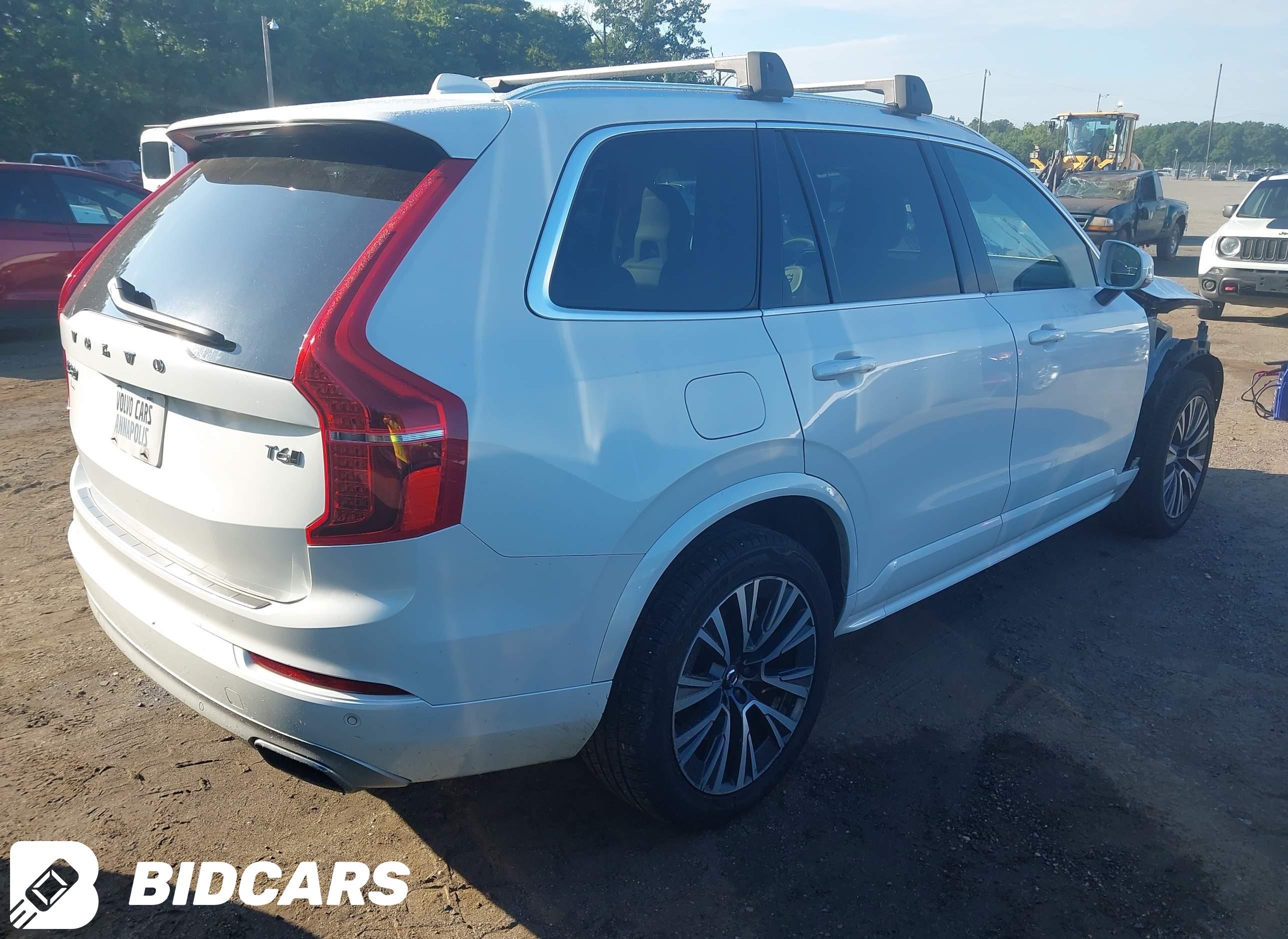 2020 Volvo XC90, T6 Momentum...