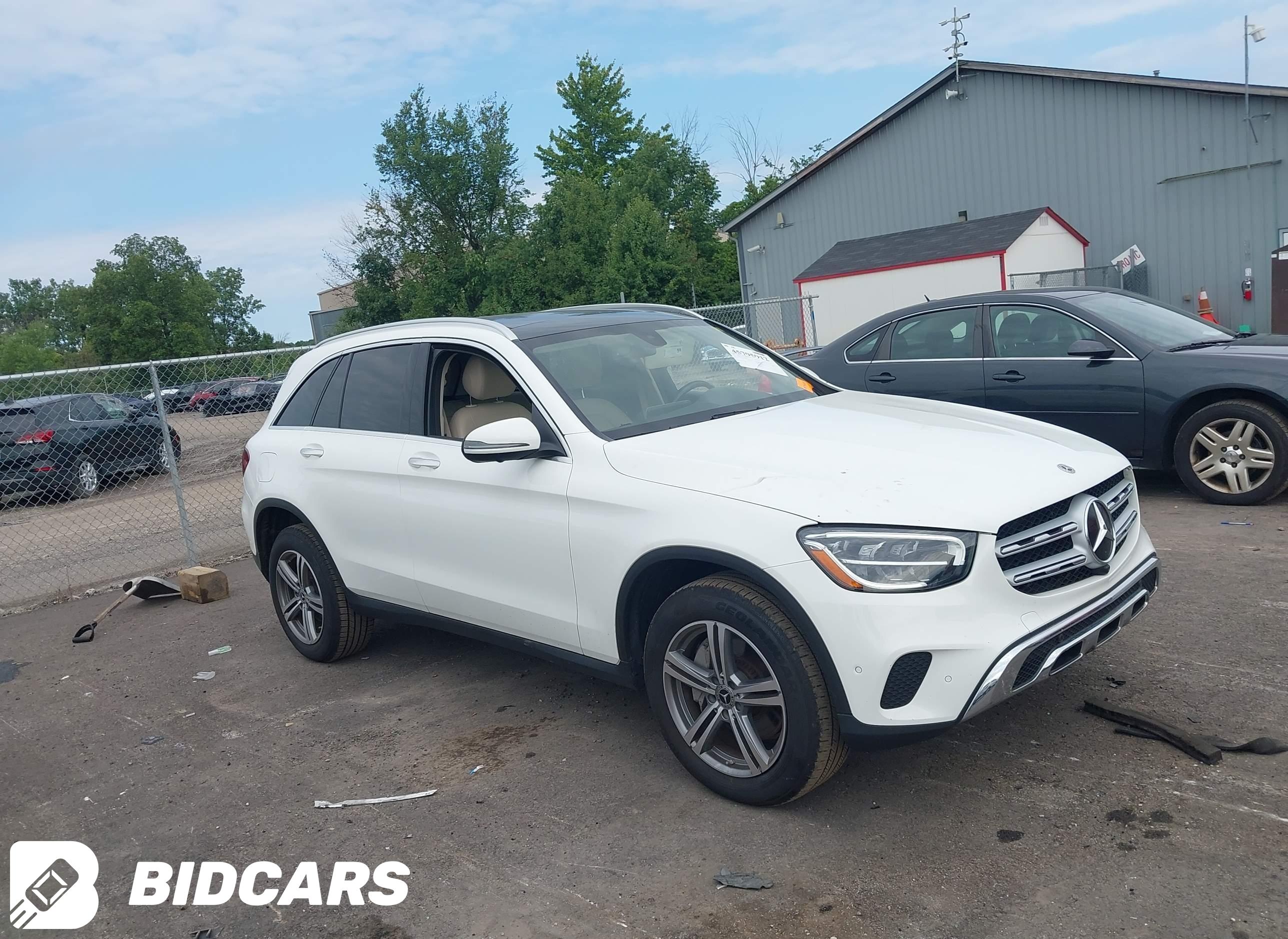 2021 Mercedes-Benz GLC 300, 4...