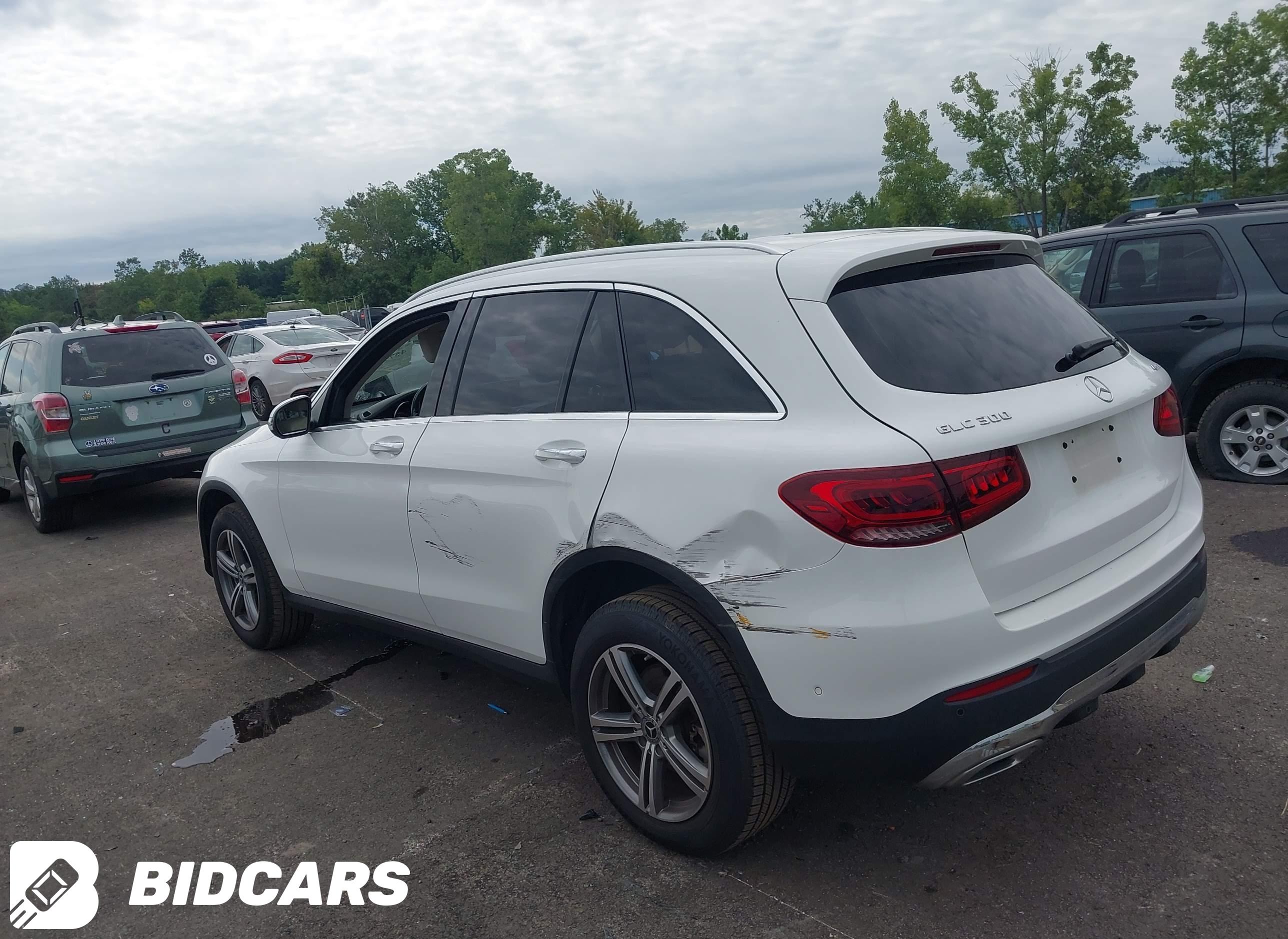 2021 Mercedes-Benz GLC 300, 4...