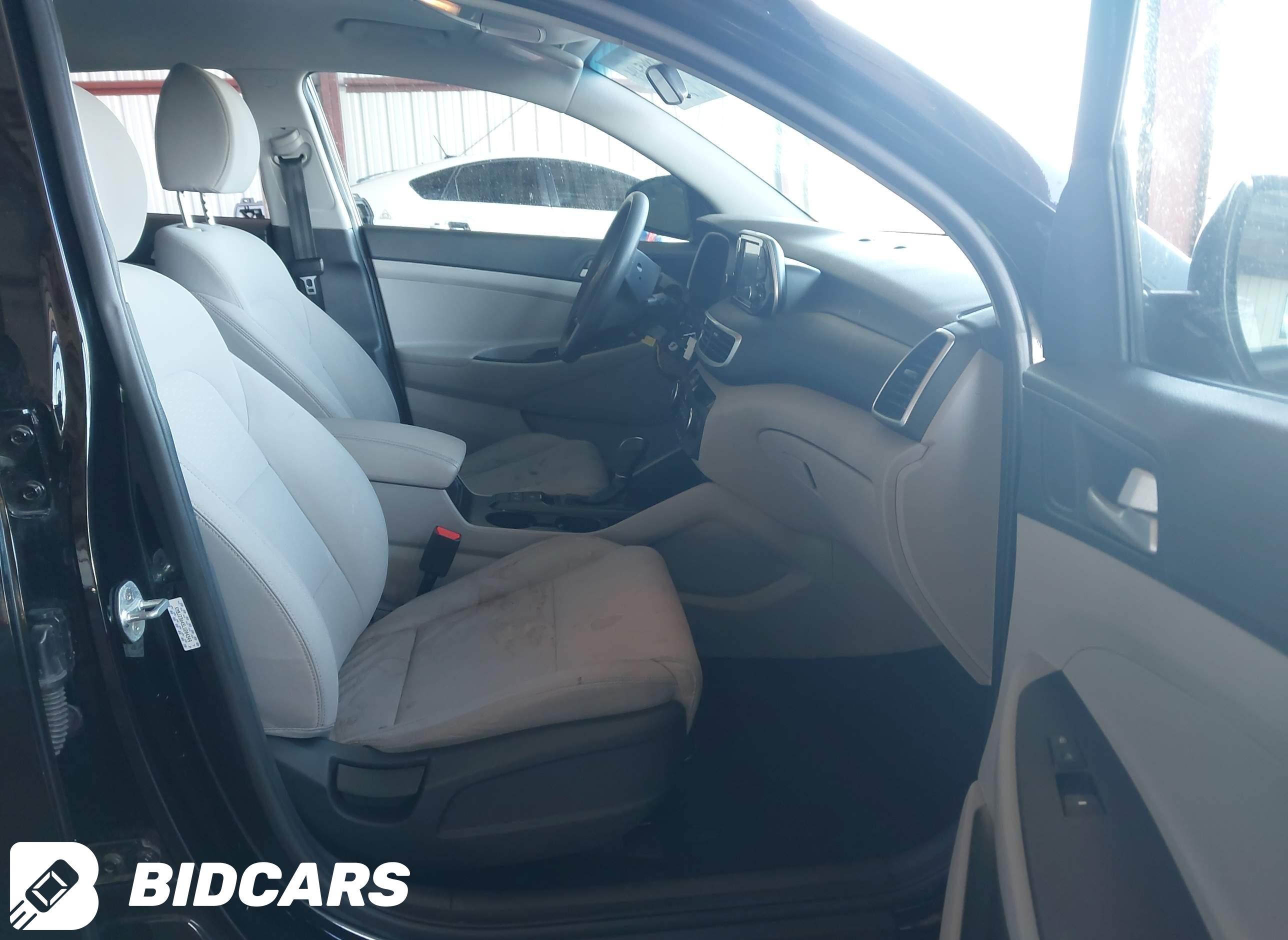 2020 Hyundai Tucson, SE