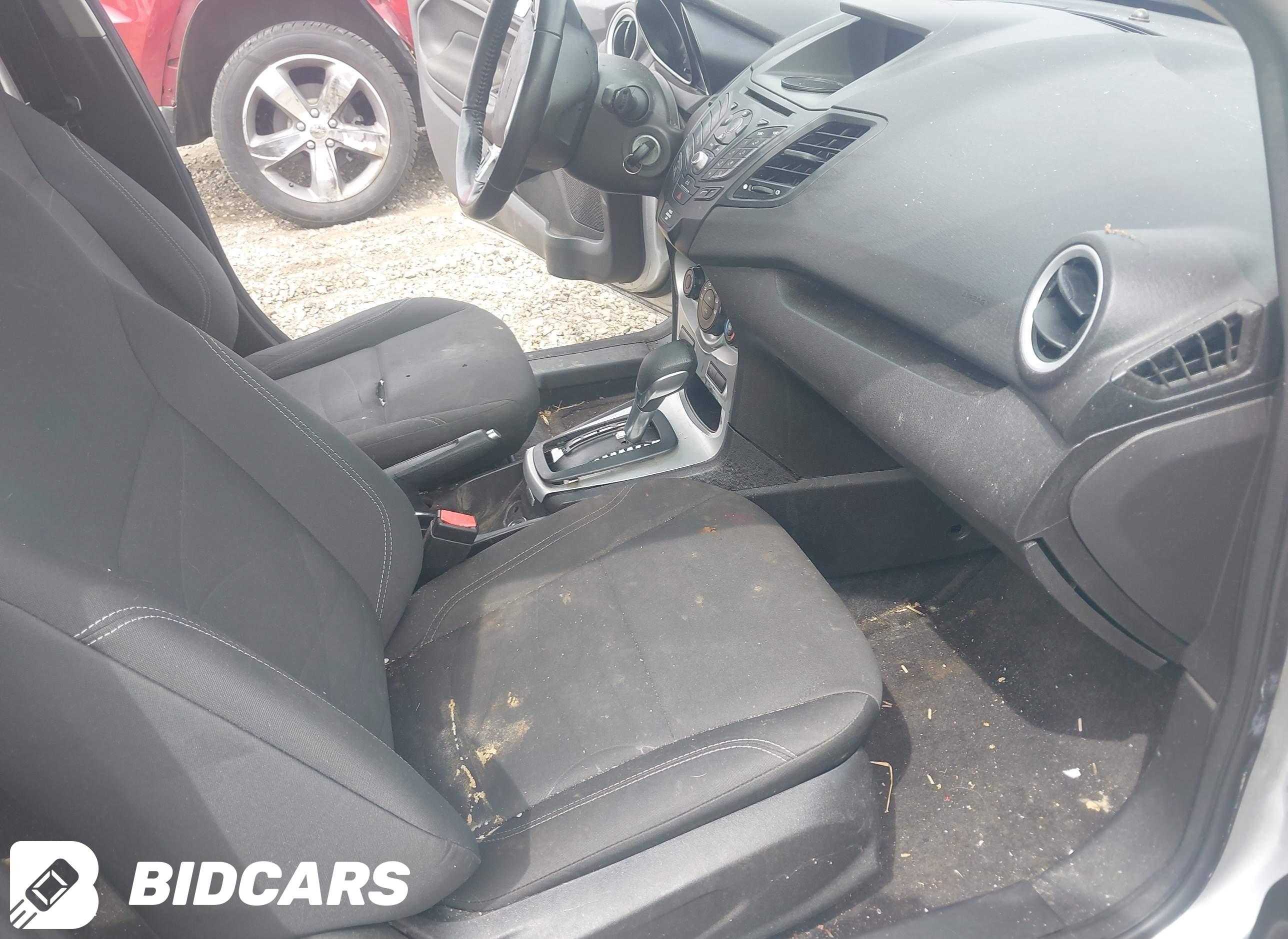 2016 Ford Fiesta, SE