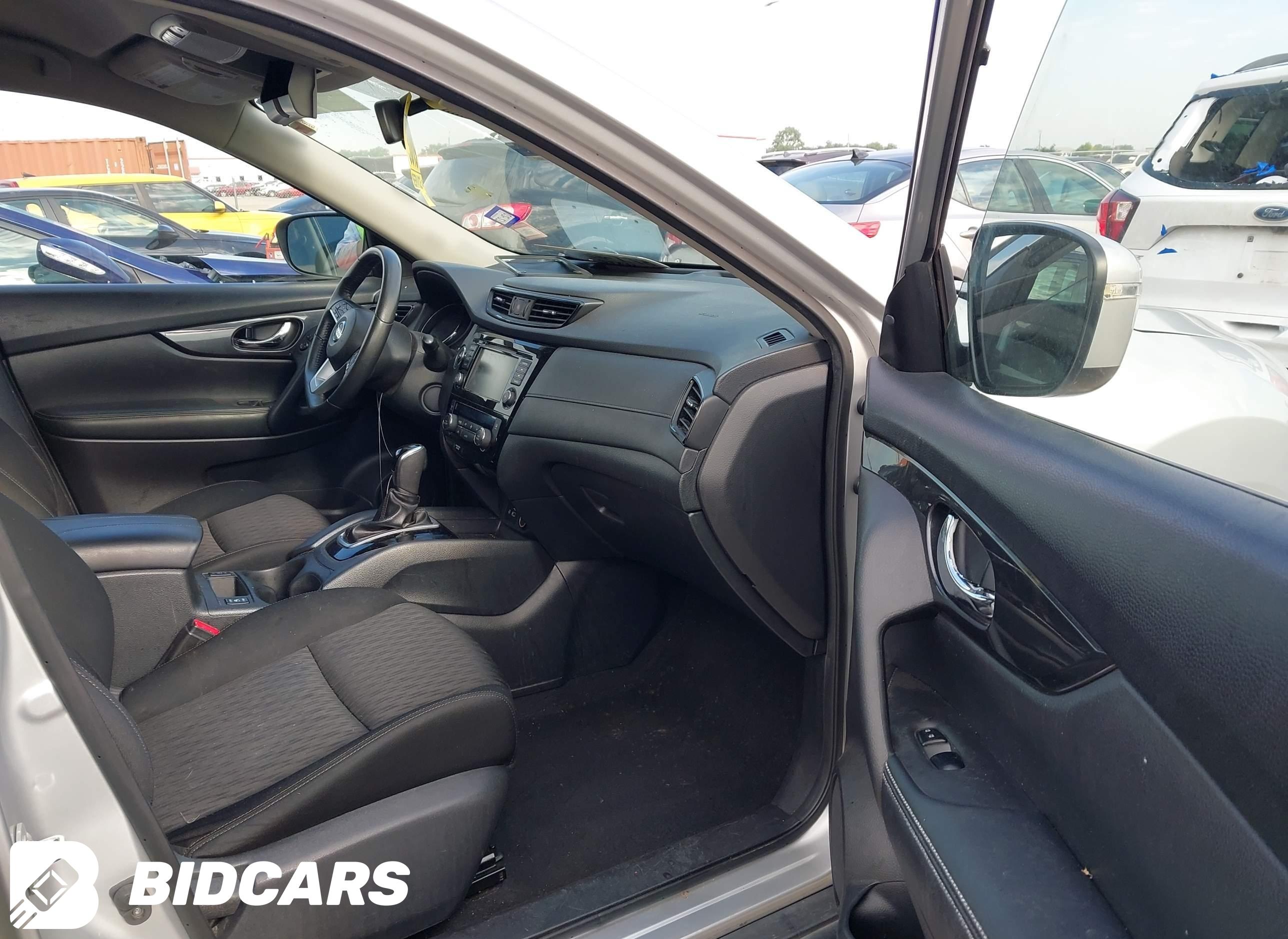 2019 Nissan Rogue, SV